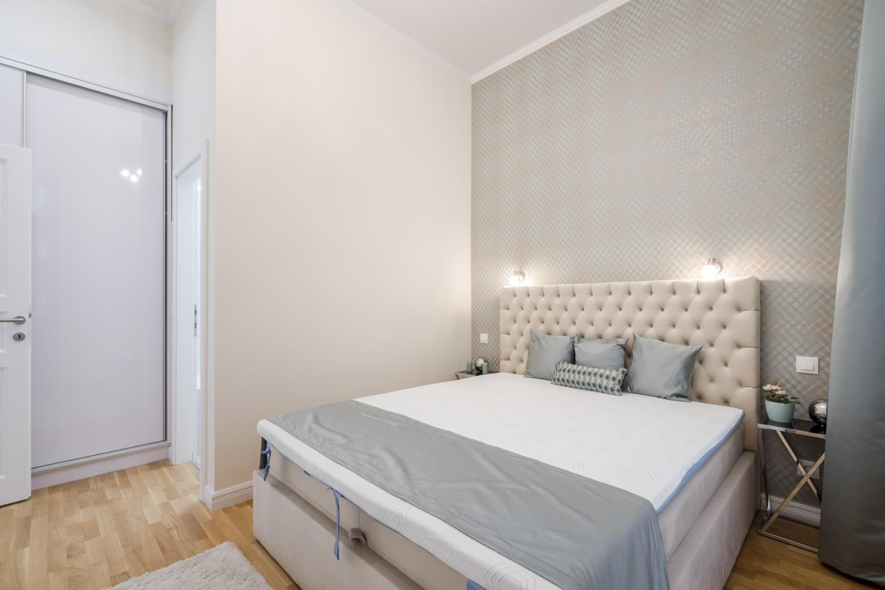 Two-Bedroom Apartment - Photo 13
