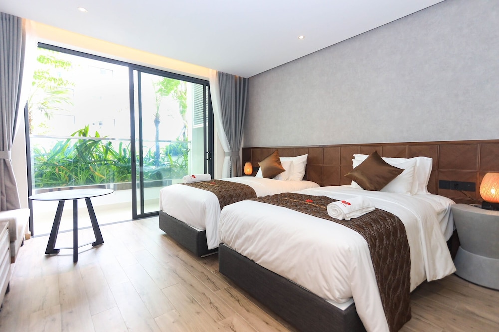 Deluxe Double or Twin Room photo 1
