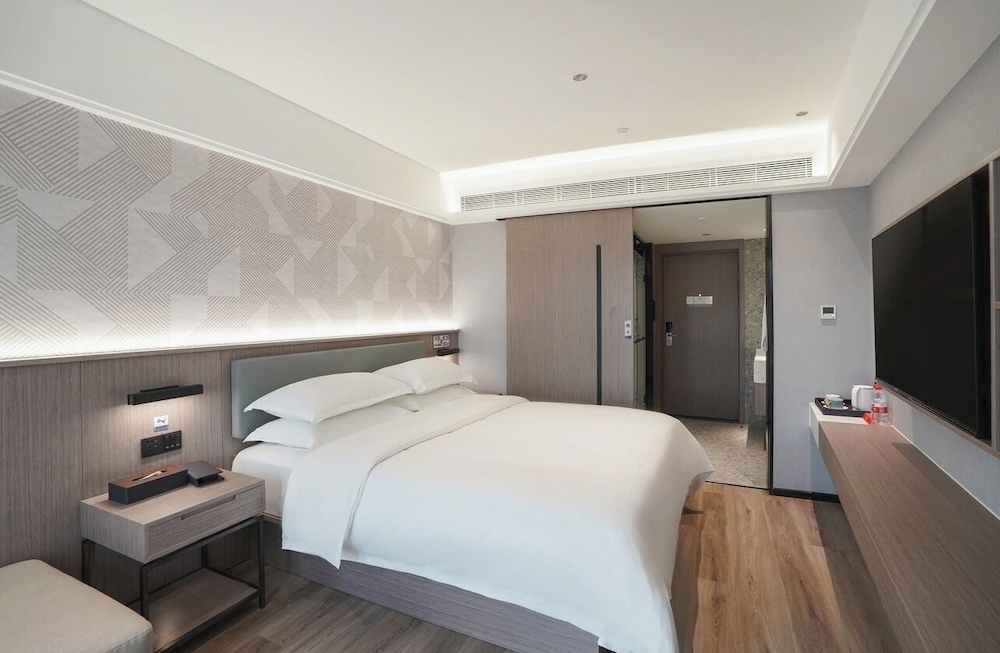 Superior Room, Garden View