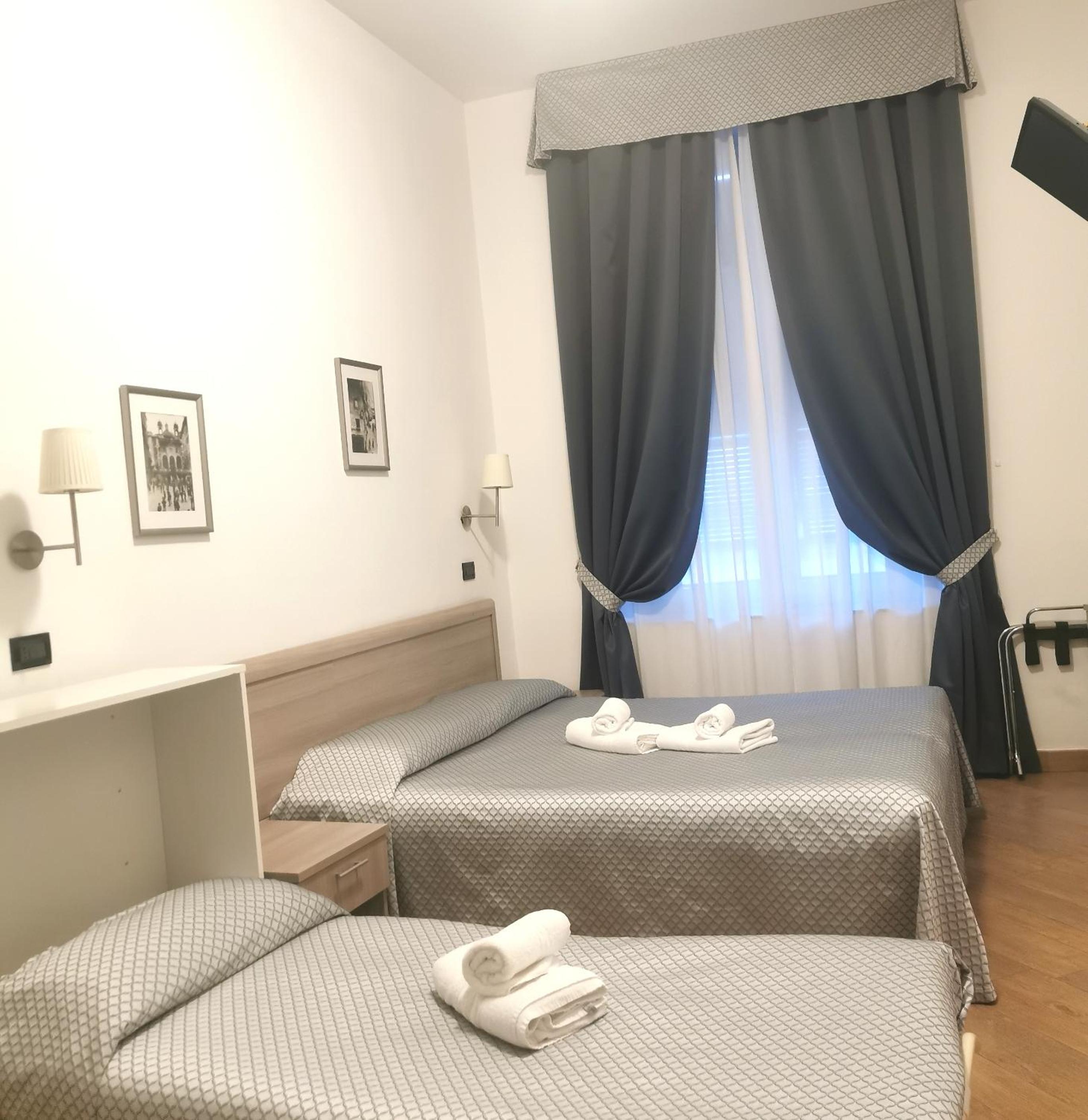 Superior Double or Twin Room photo 1
