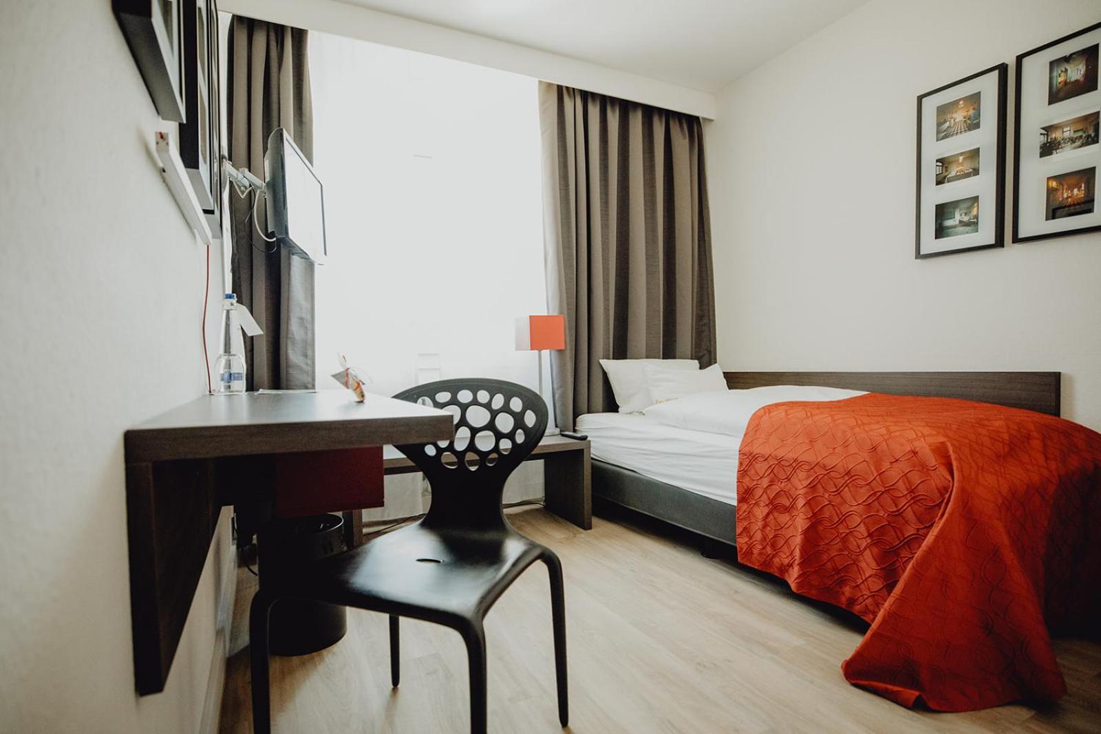 Single Room Comfort