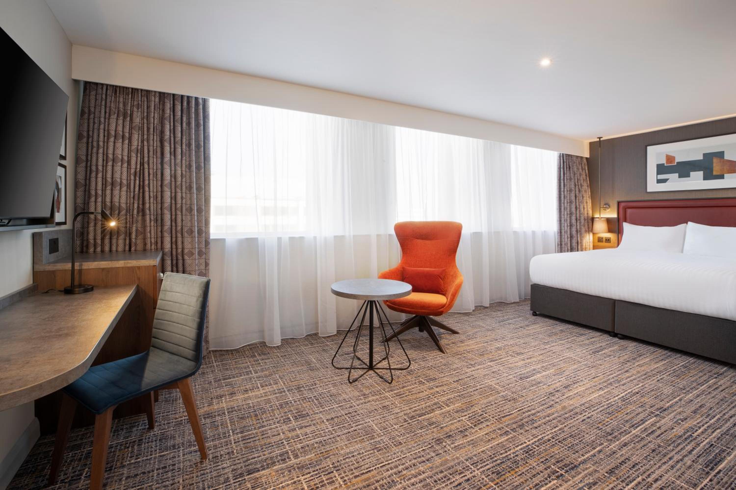 Executive King Room - Photo 8