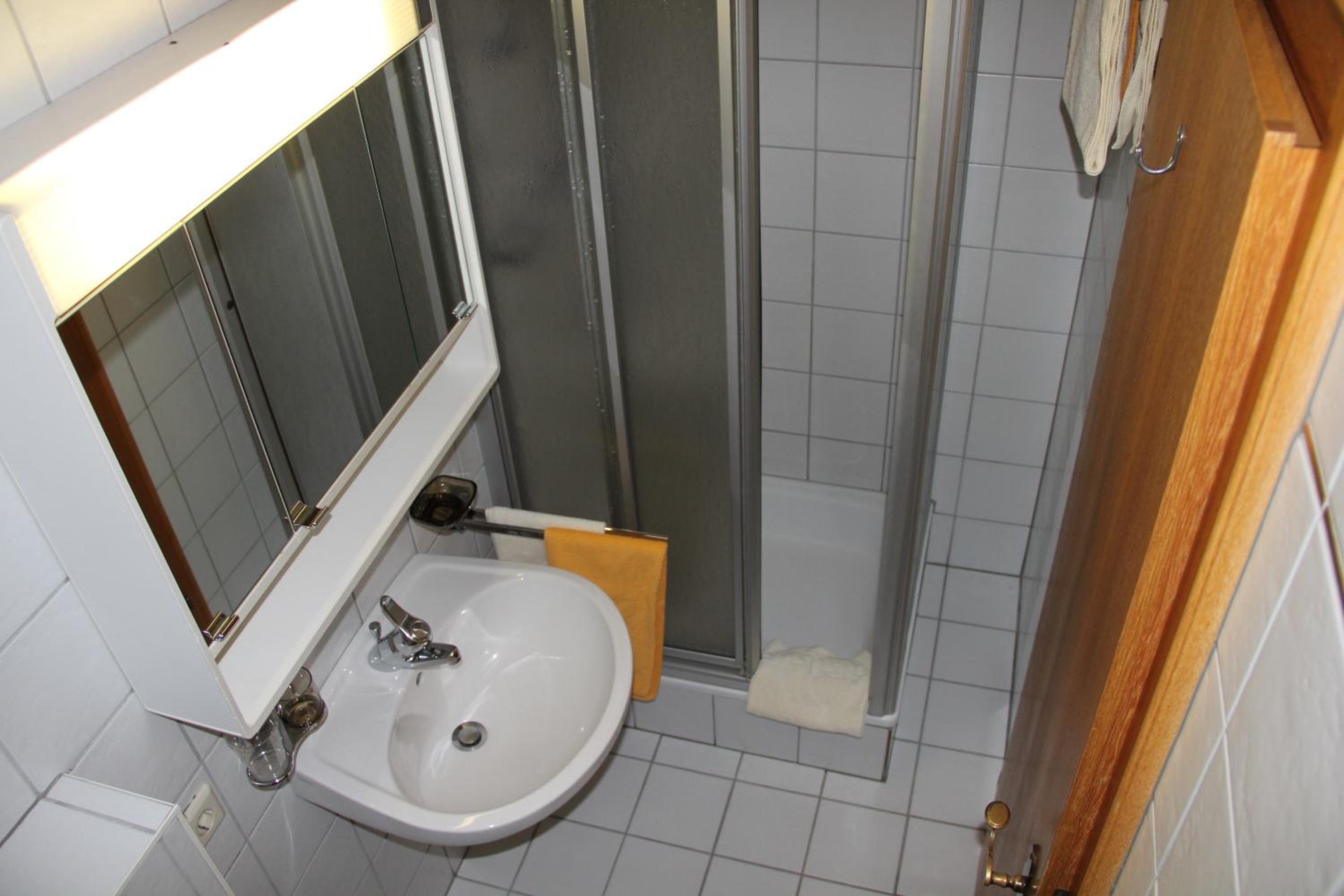 One-Bedroom Apartment with Balcony - Photo 9