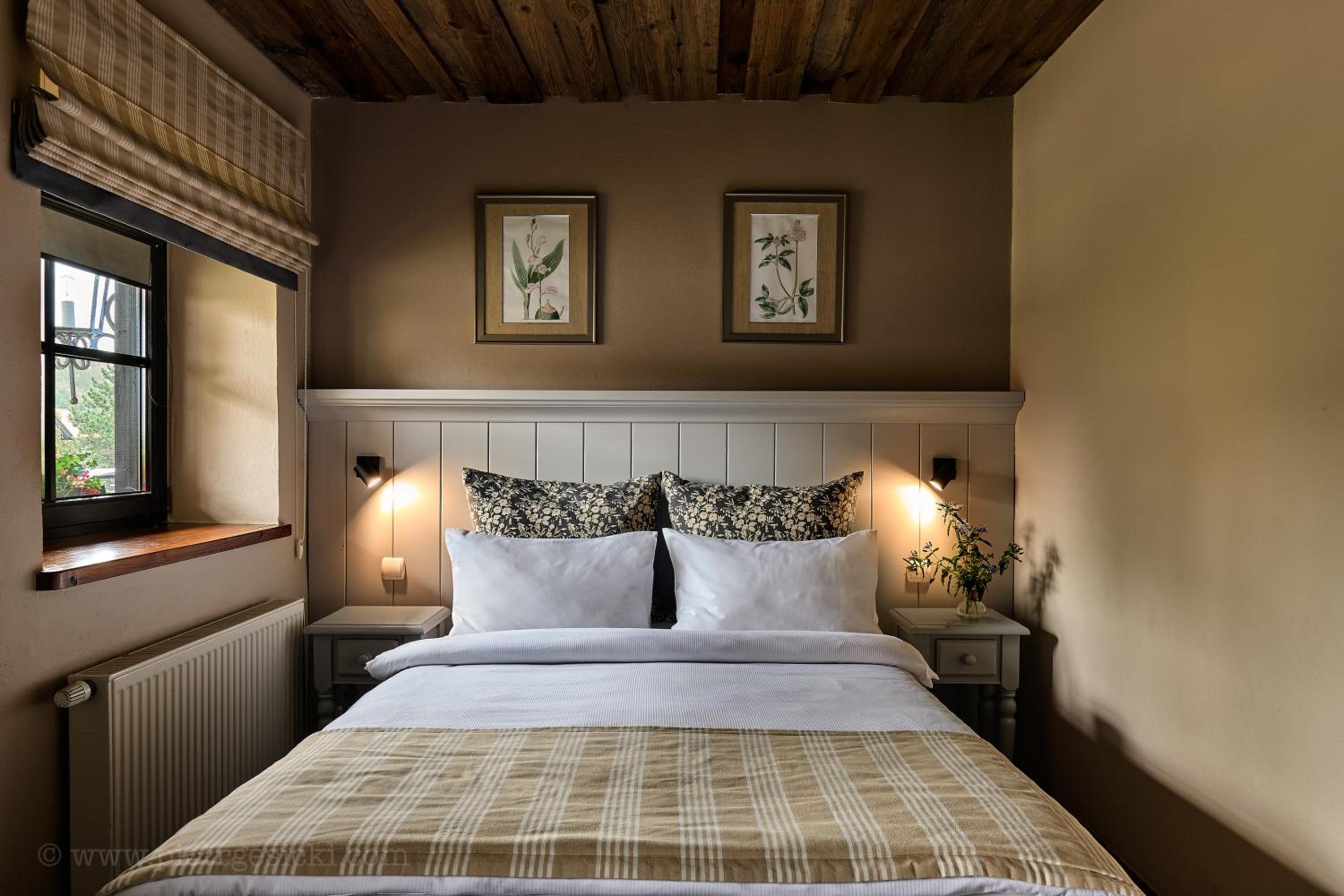 Standard Double Room - Photo 2