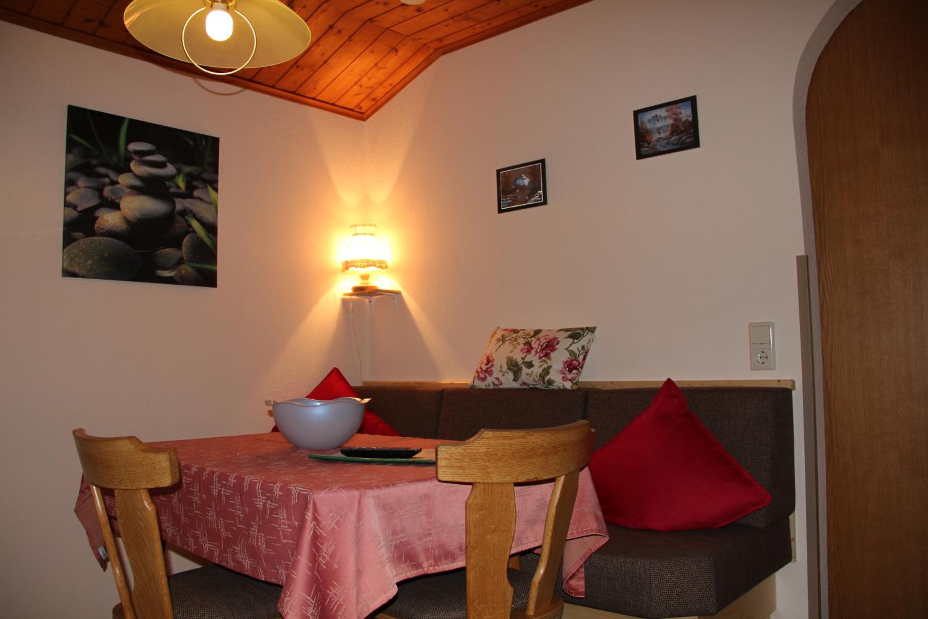 One-Bedroom Apartment with Balcony - Photo 3