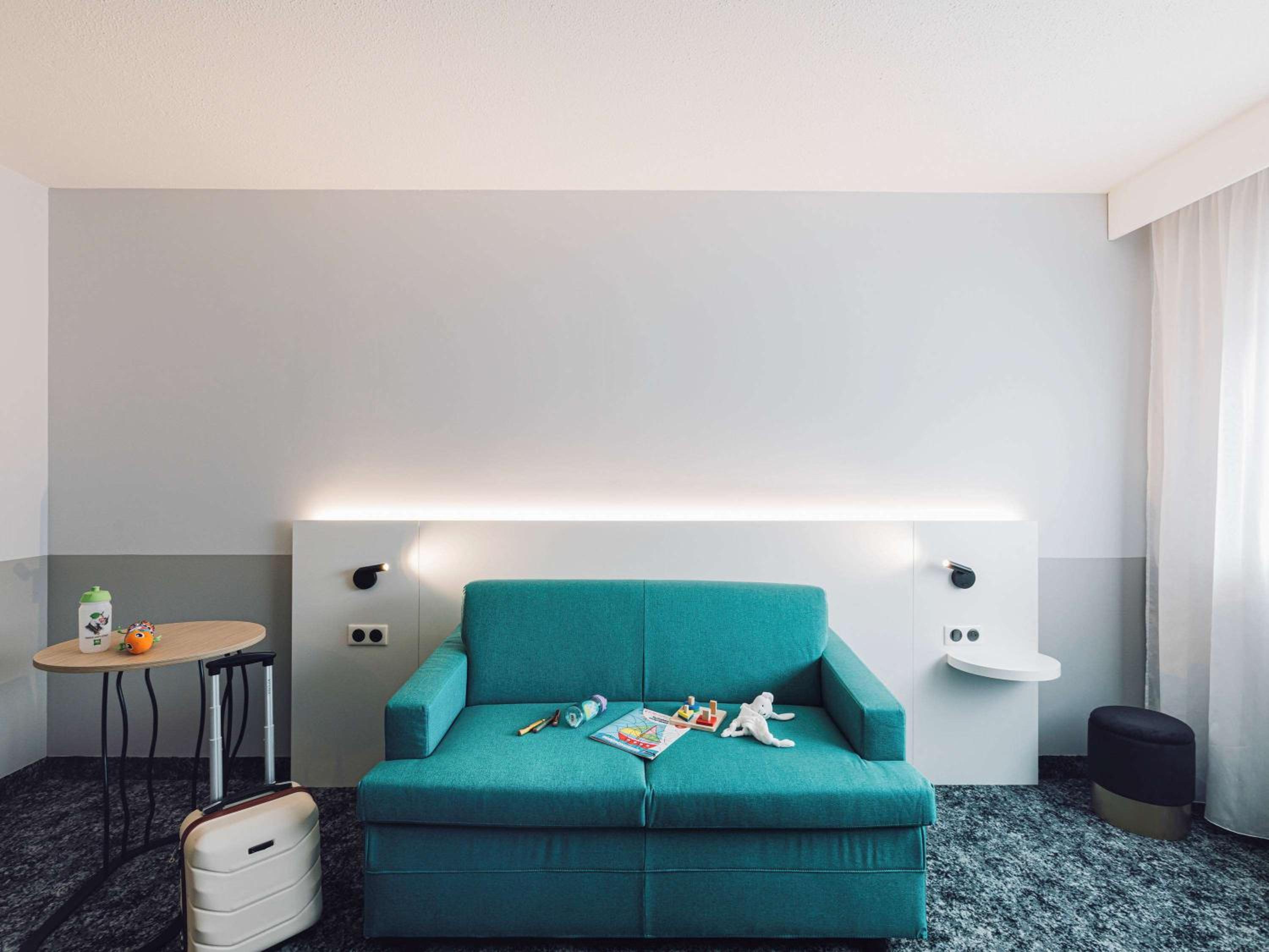 Family Room - Photo 1