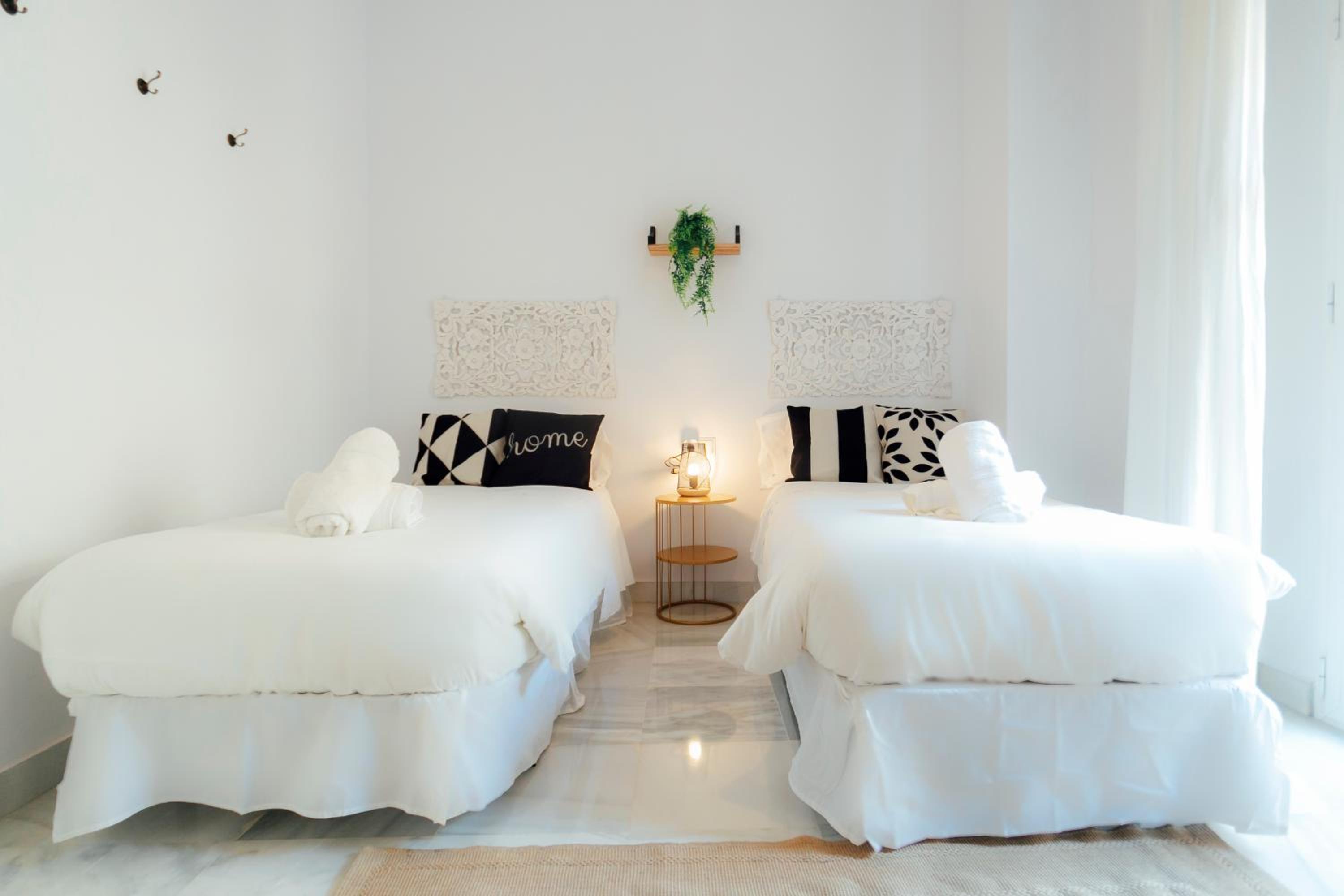 Two-Bedroom Apartment - Photo 30