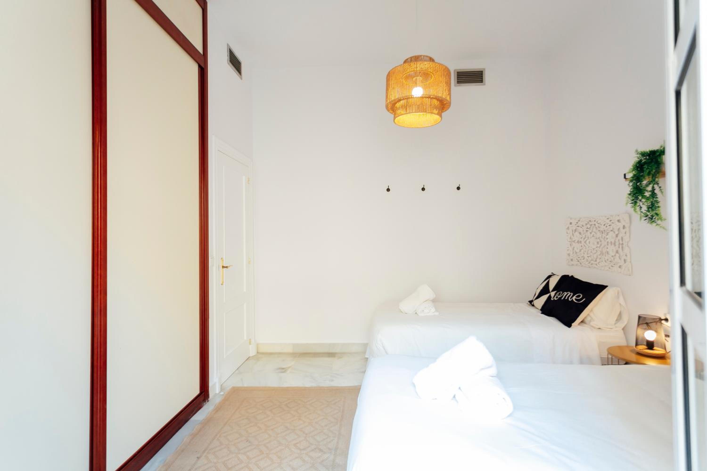 Two-Bedroom Apartment - Photo 2