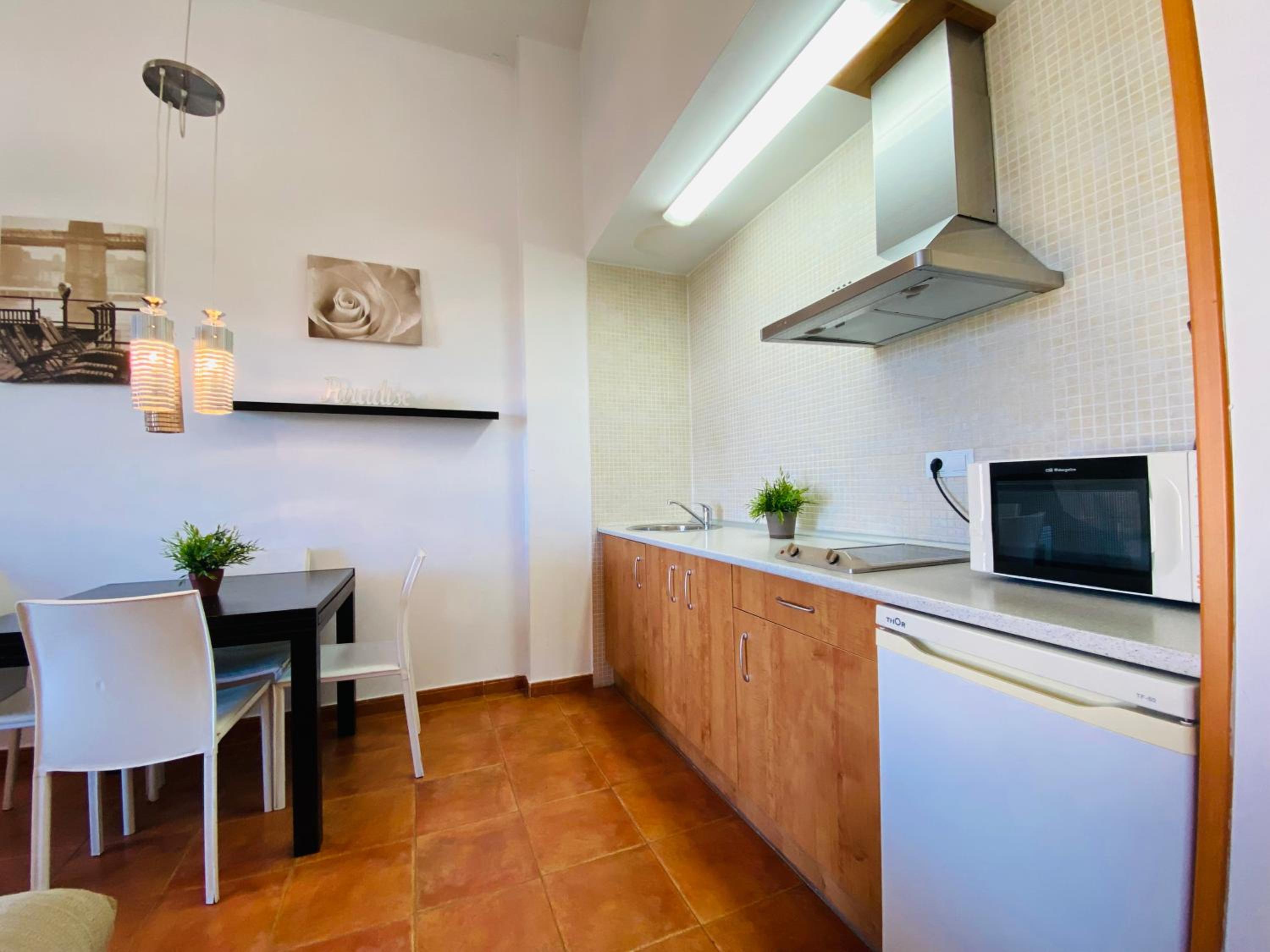 Standard Apartment - Photo 2