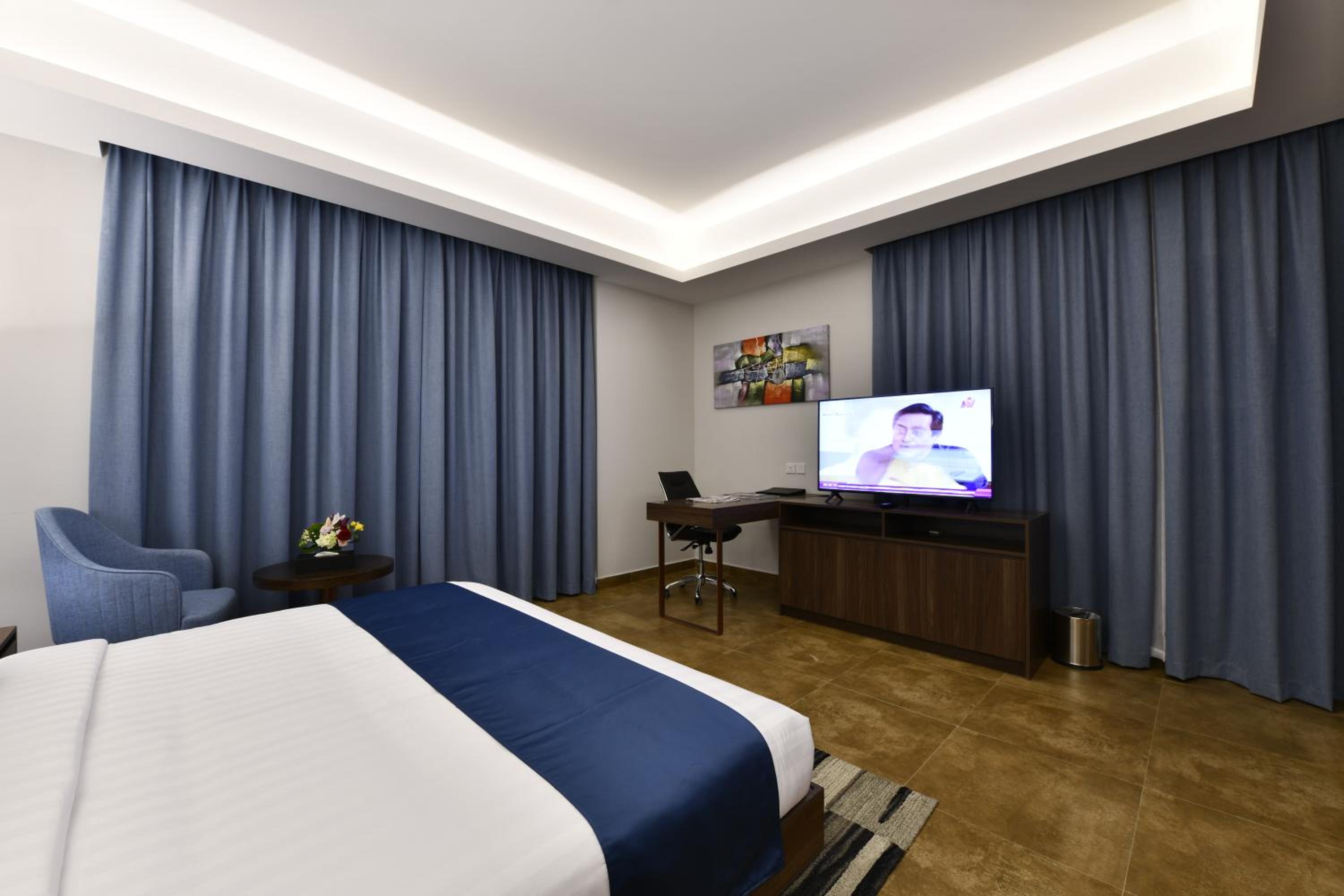 Executive Suite photo 2