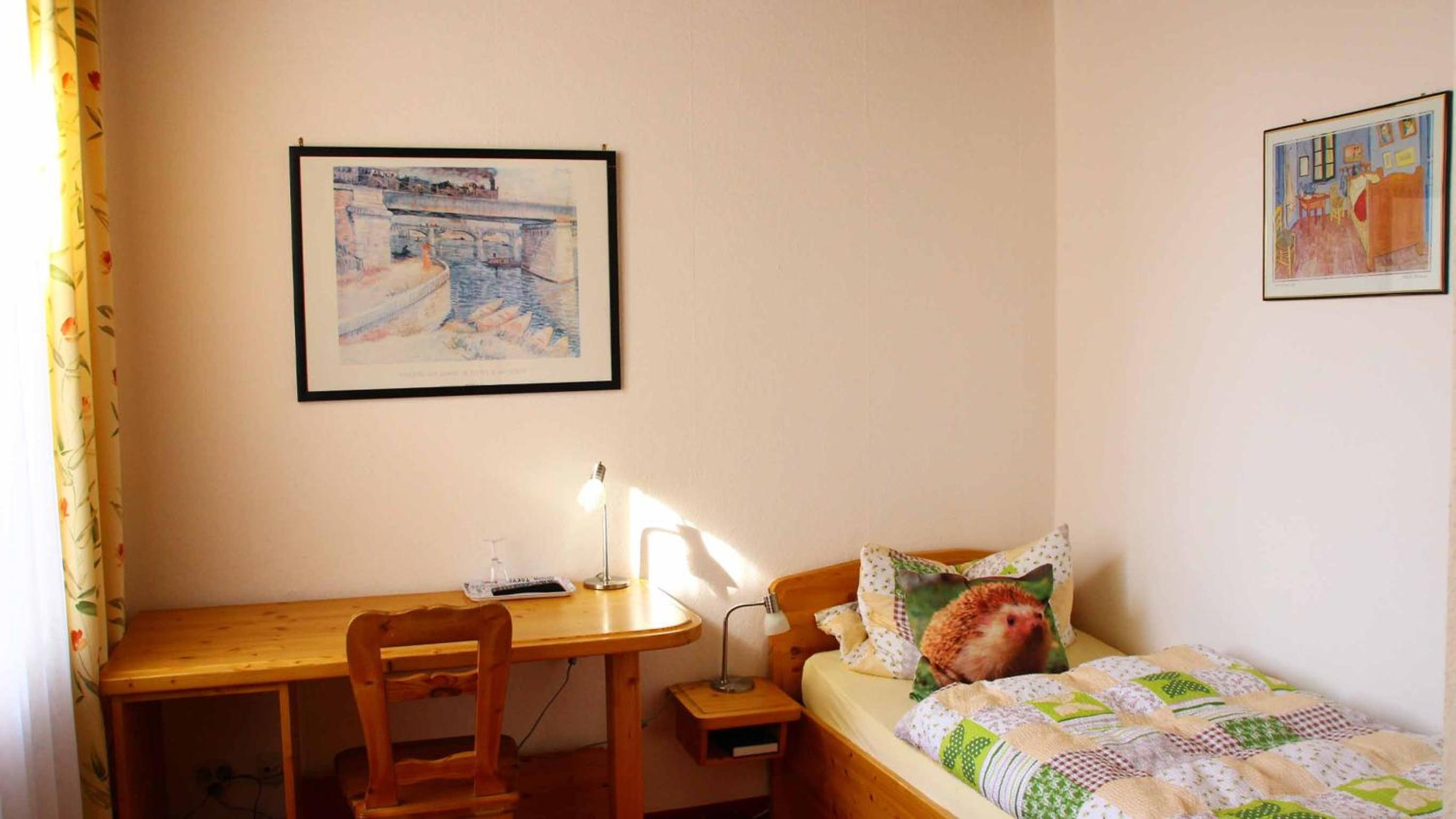 Single Room photo 2