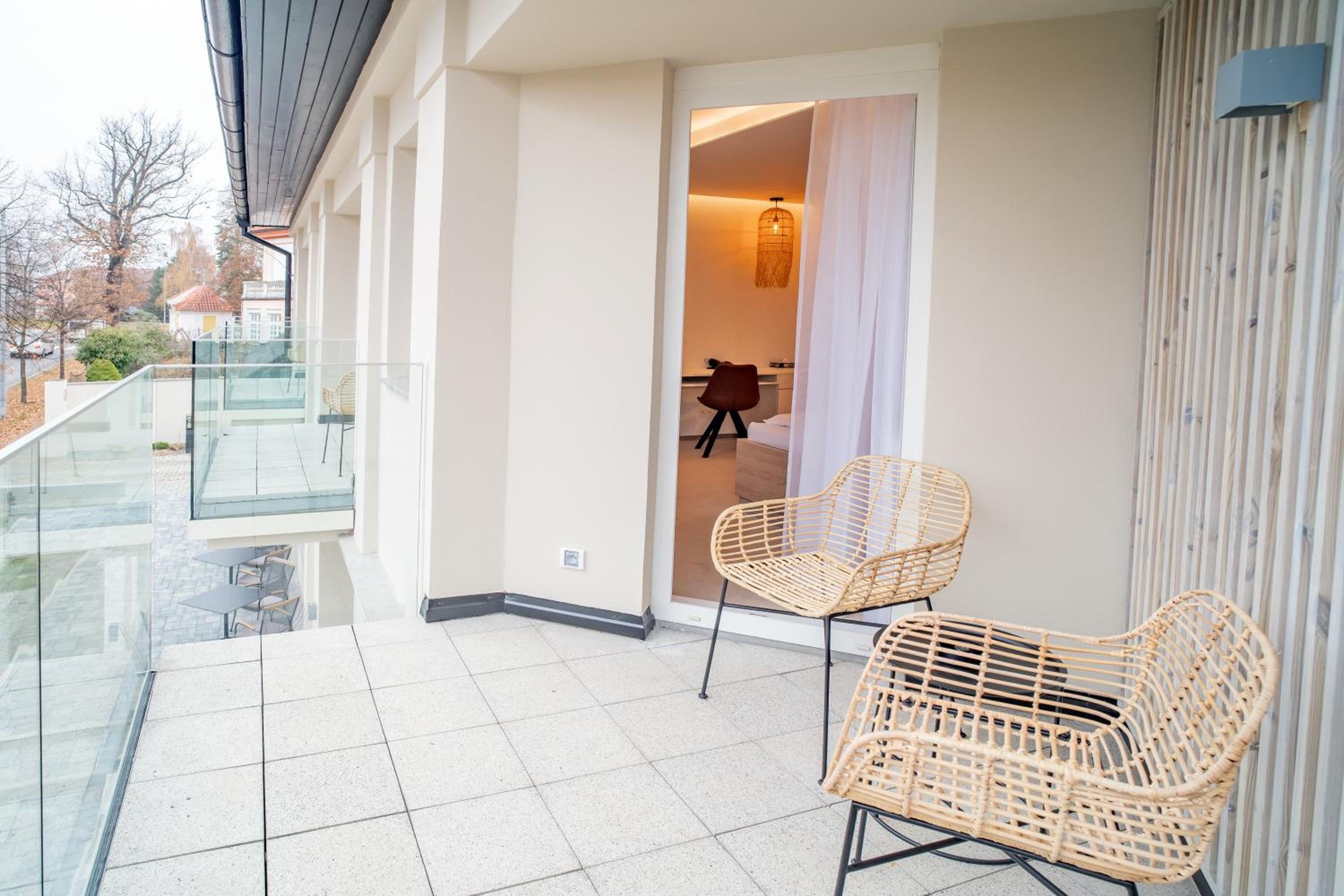 Deluxe Double or Twin Room with Balcony - Photo 9