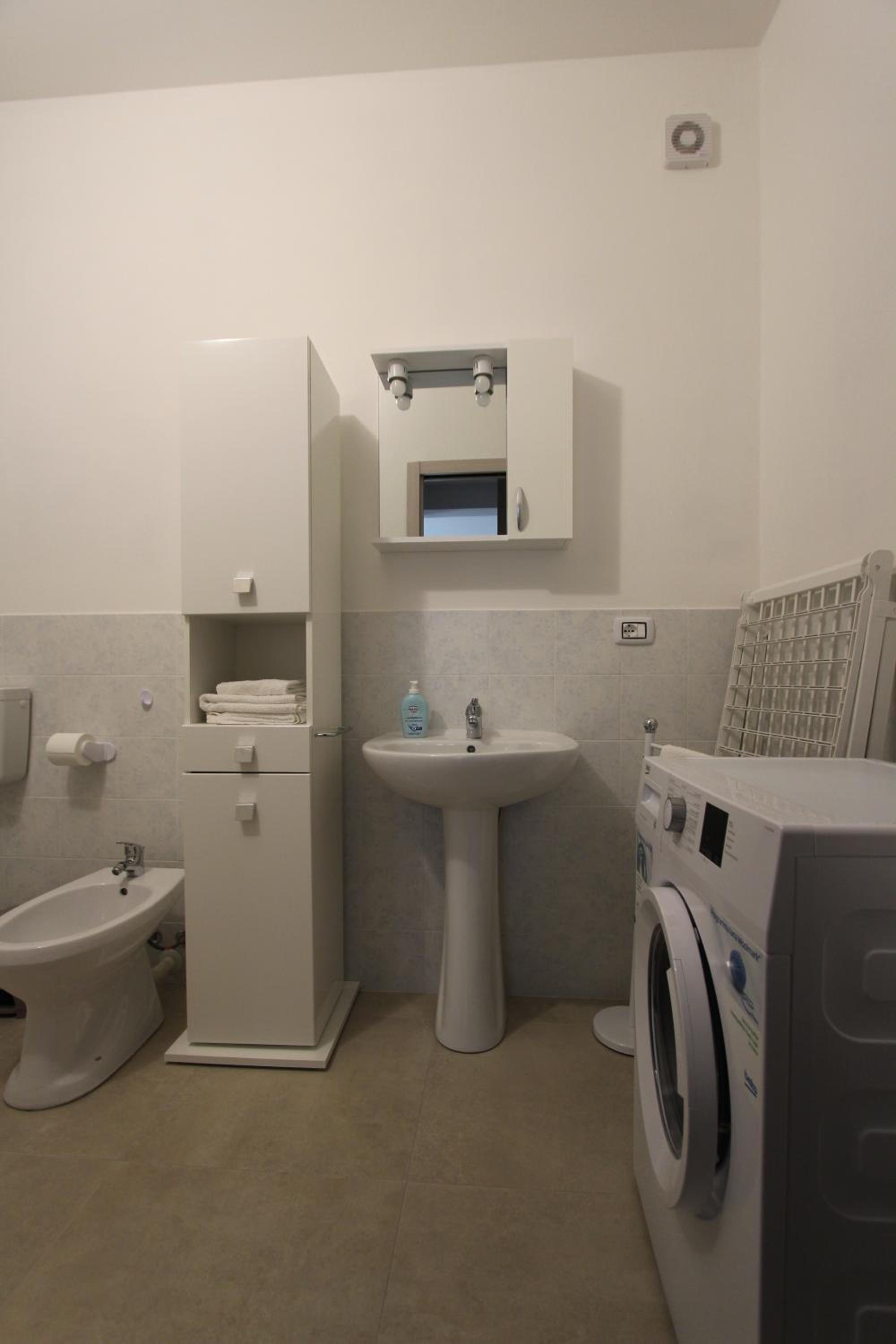One-Bedroom House photo 2