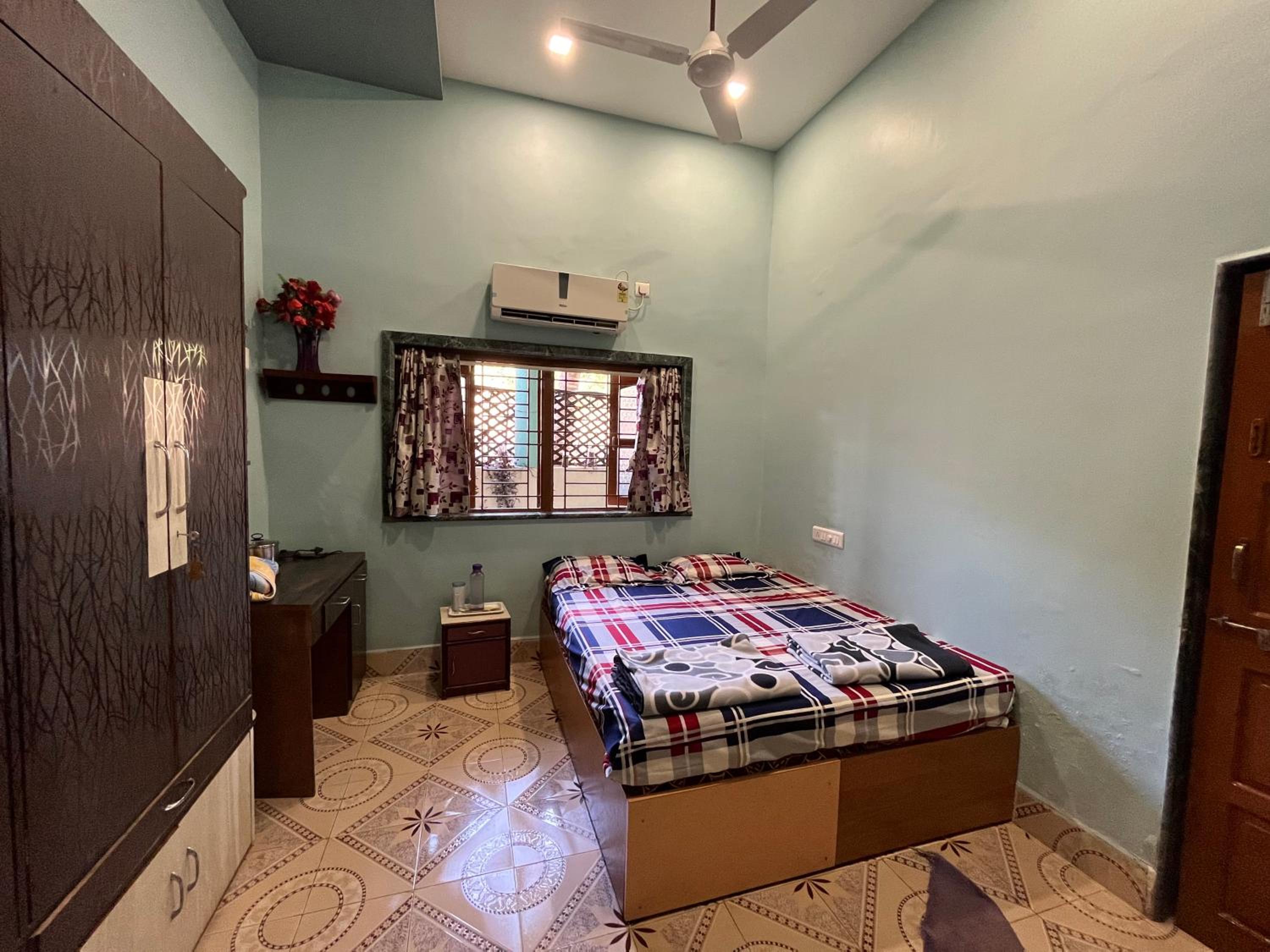 Budget Double Room photo 1