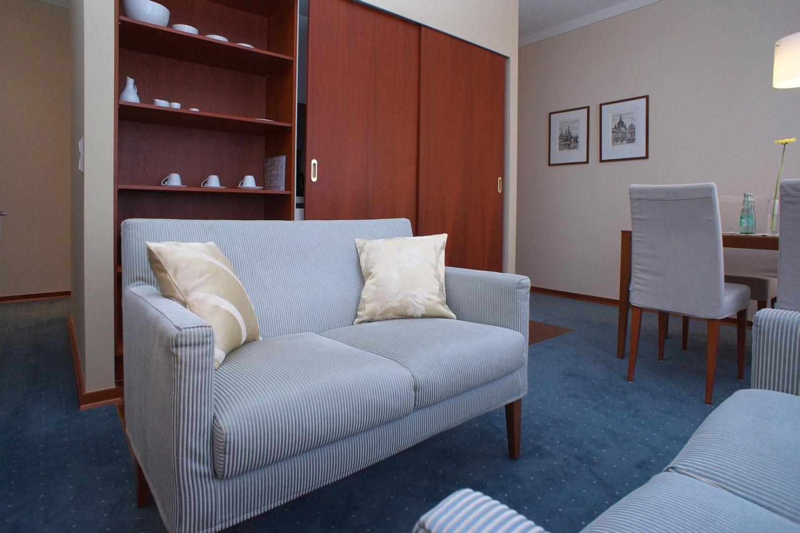 Apartment thumbnail 5