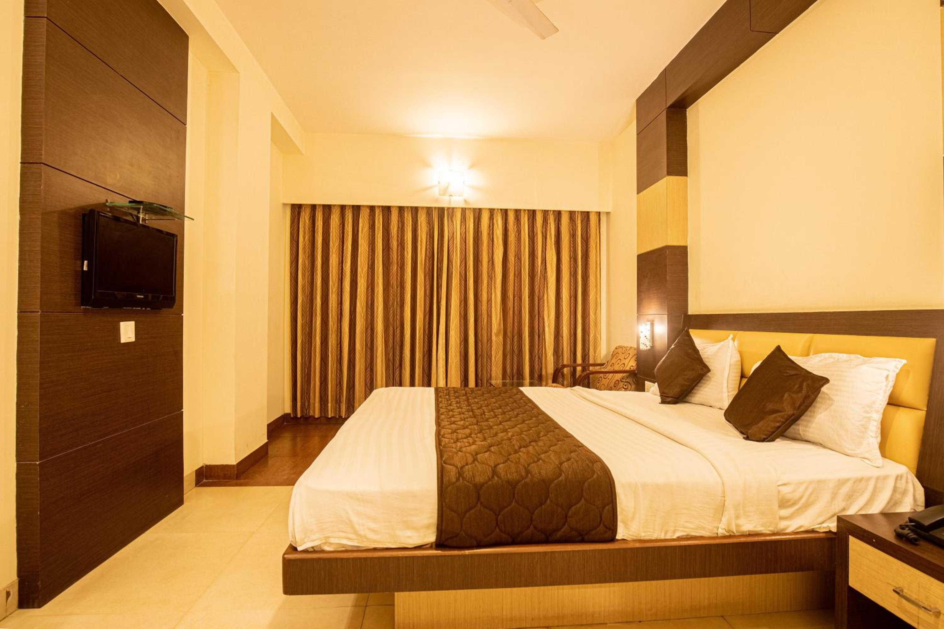 Executive Room - Photo 4