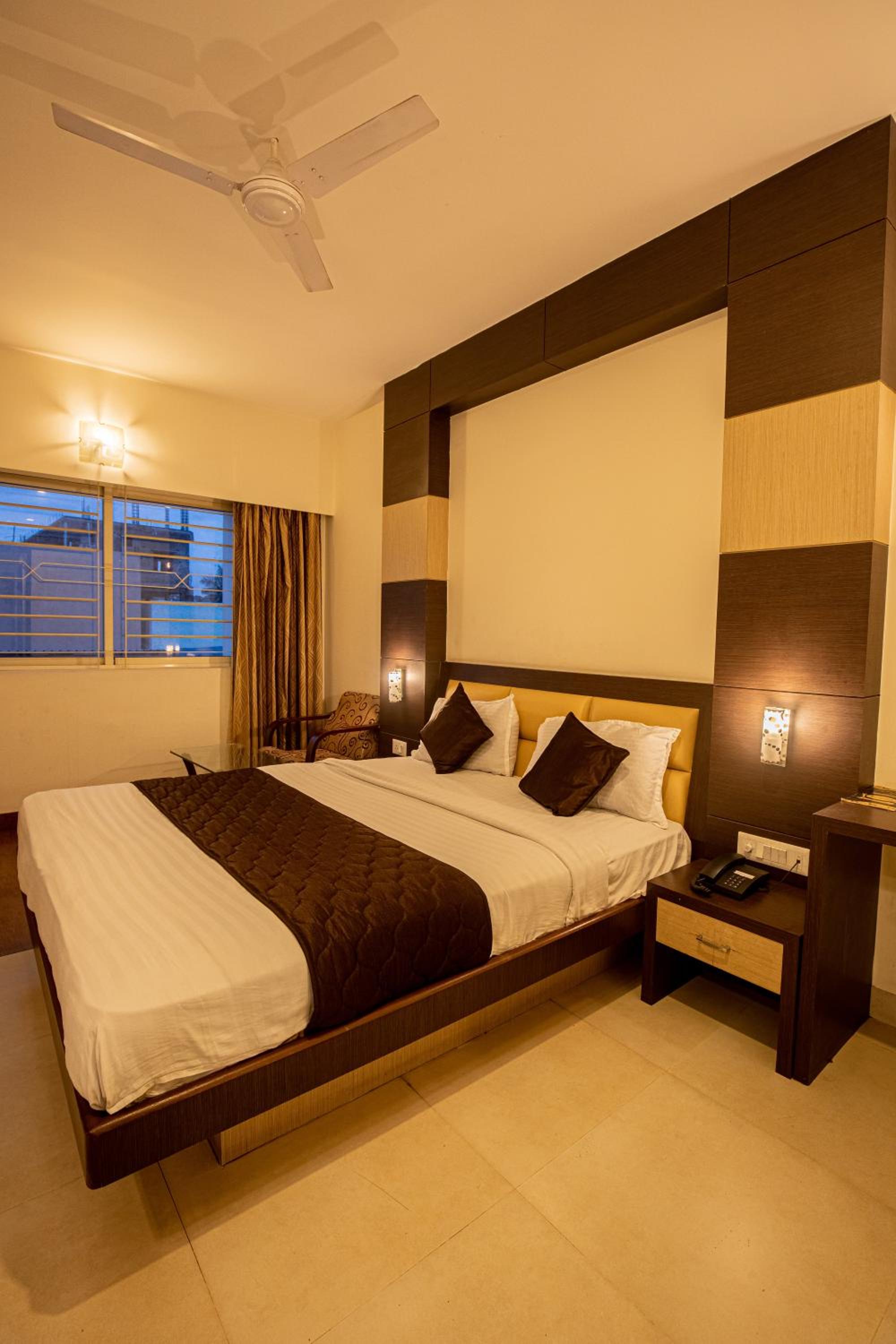 Executive Room - Photo 3