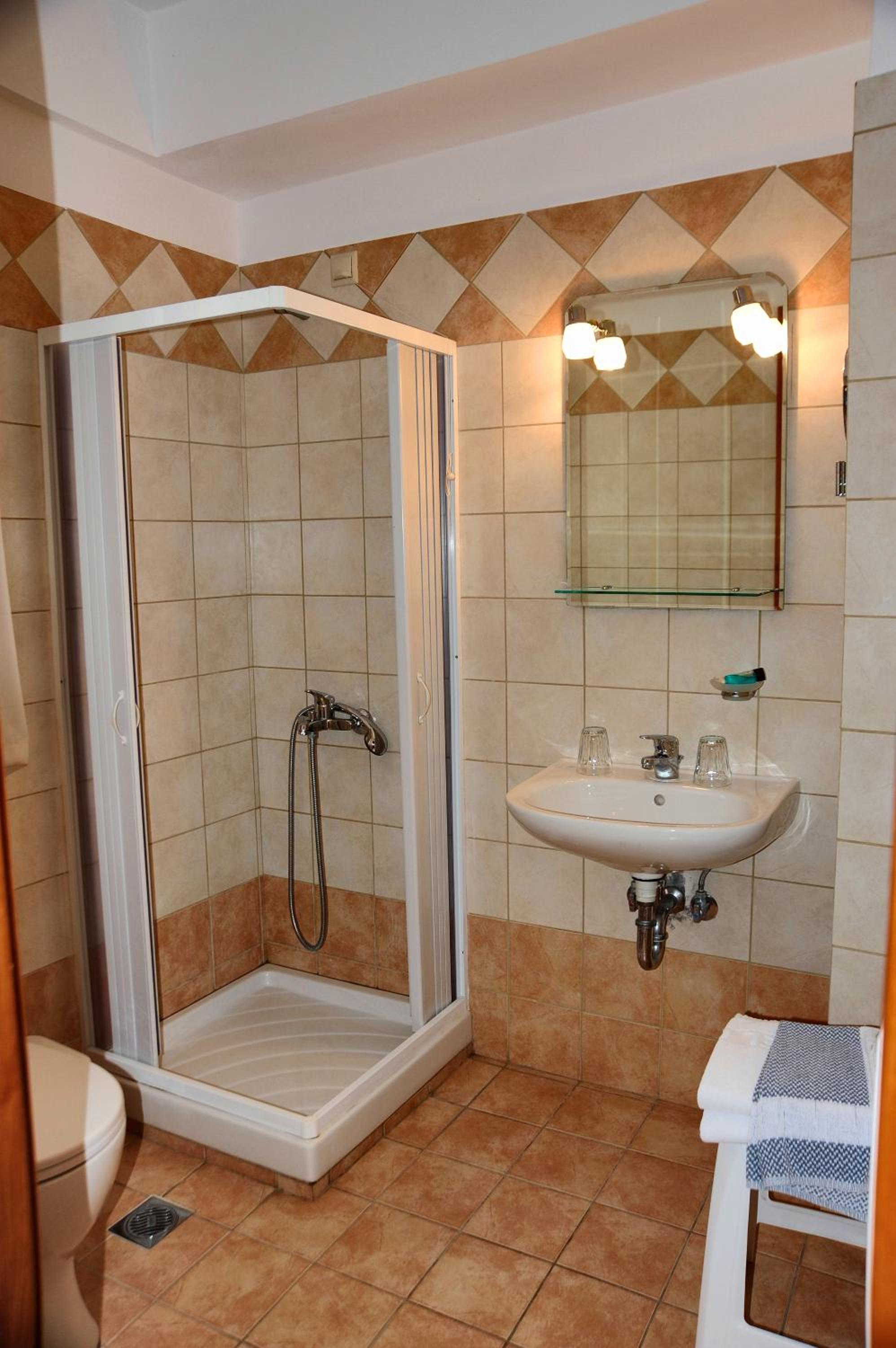 Superior Double or Twin Room with View - Photo 6