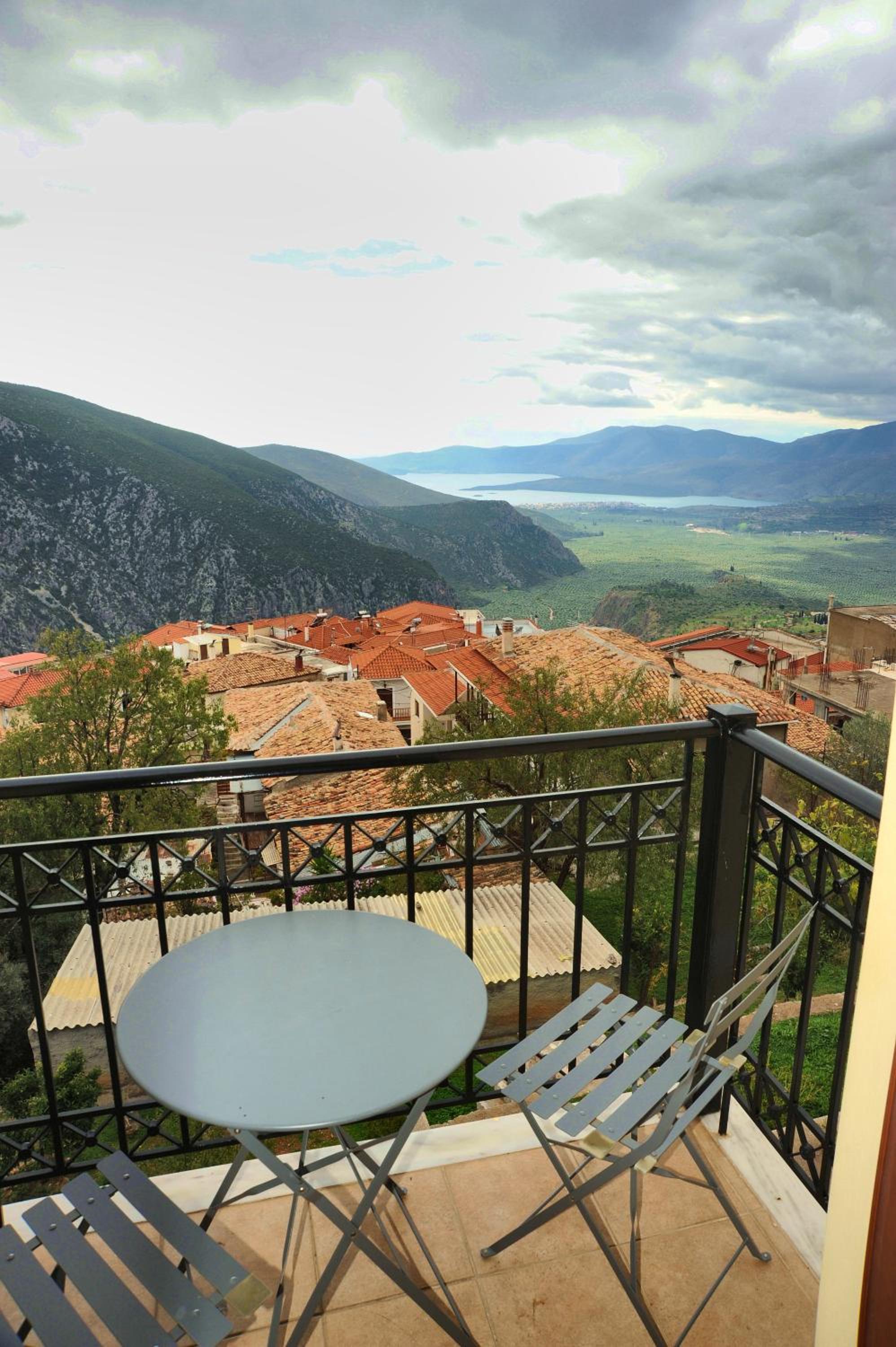 Superior Double or Twin Room with View - Photo 14