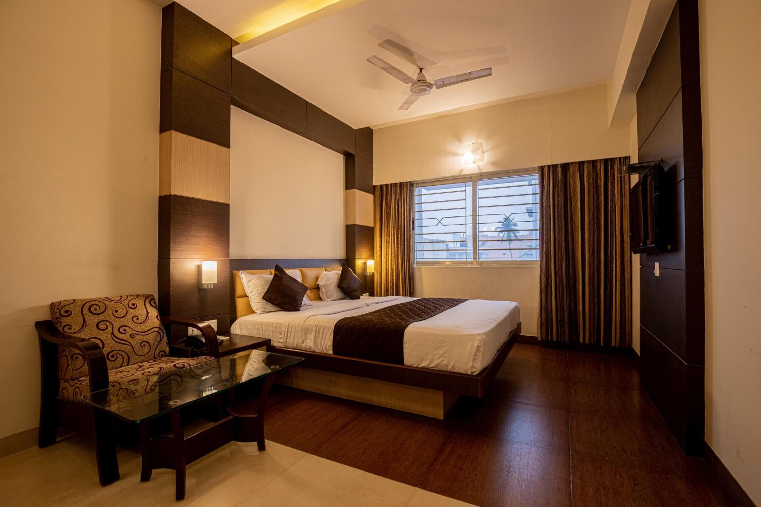 Premium Room - Photo 8