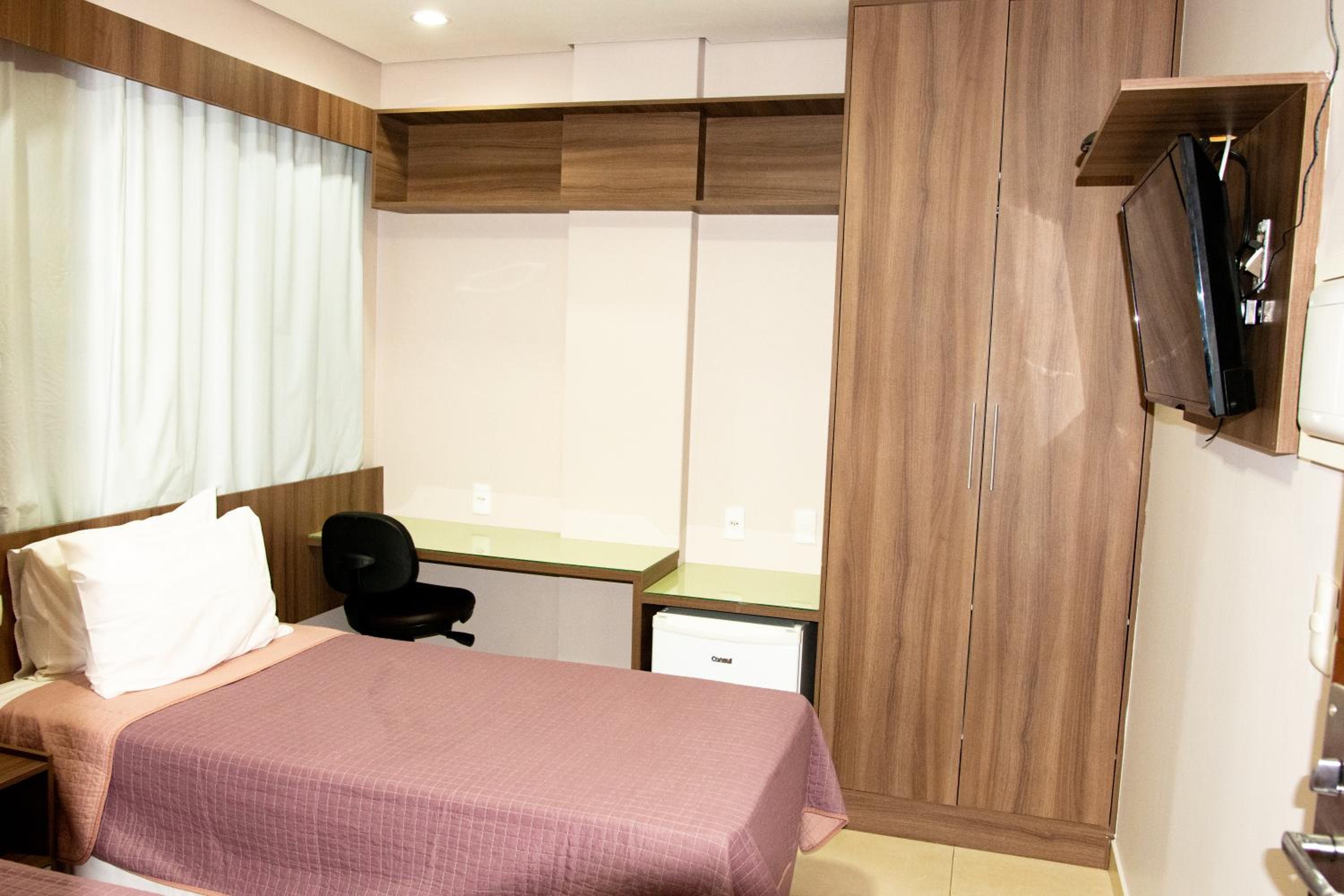 Double or Twin Room photo 2