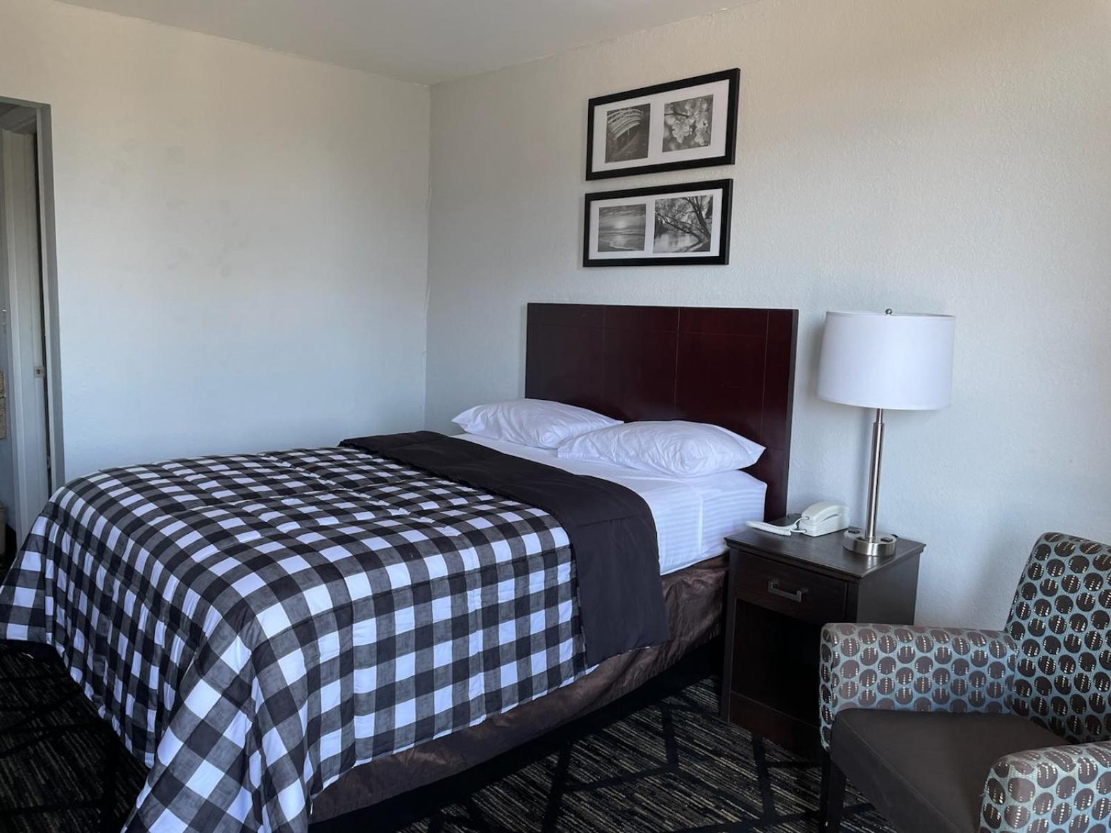 Single Room photo 2