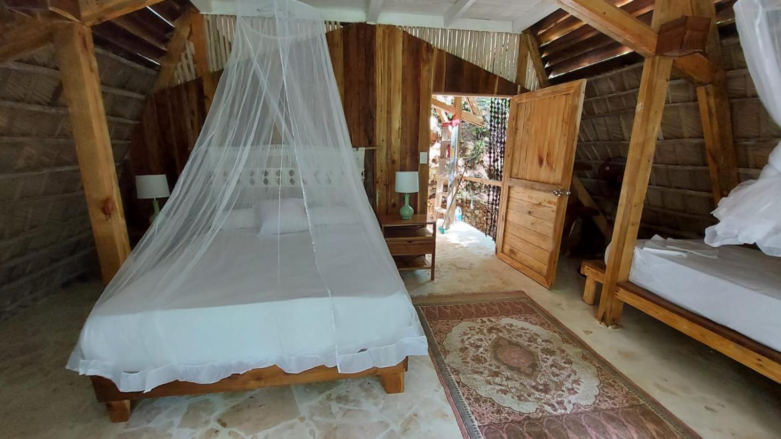 Deluxe Family Suite