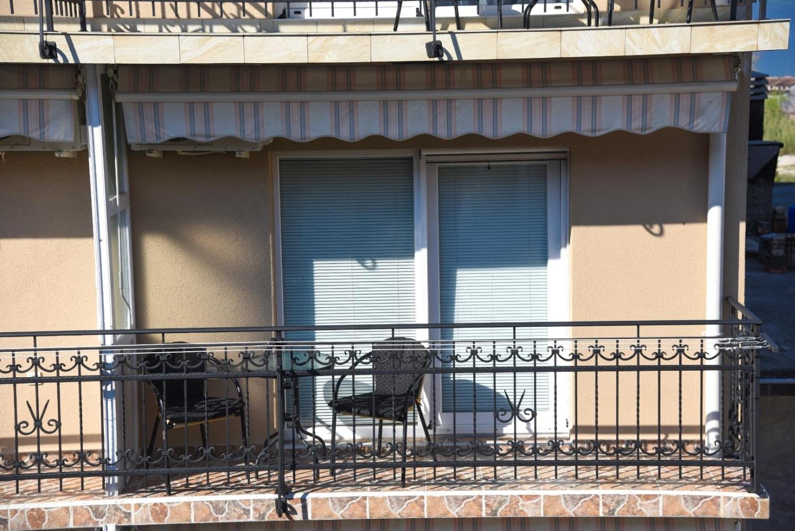Studio Apartment (3 Adults) - Photo 8