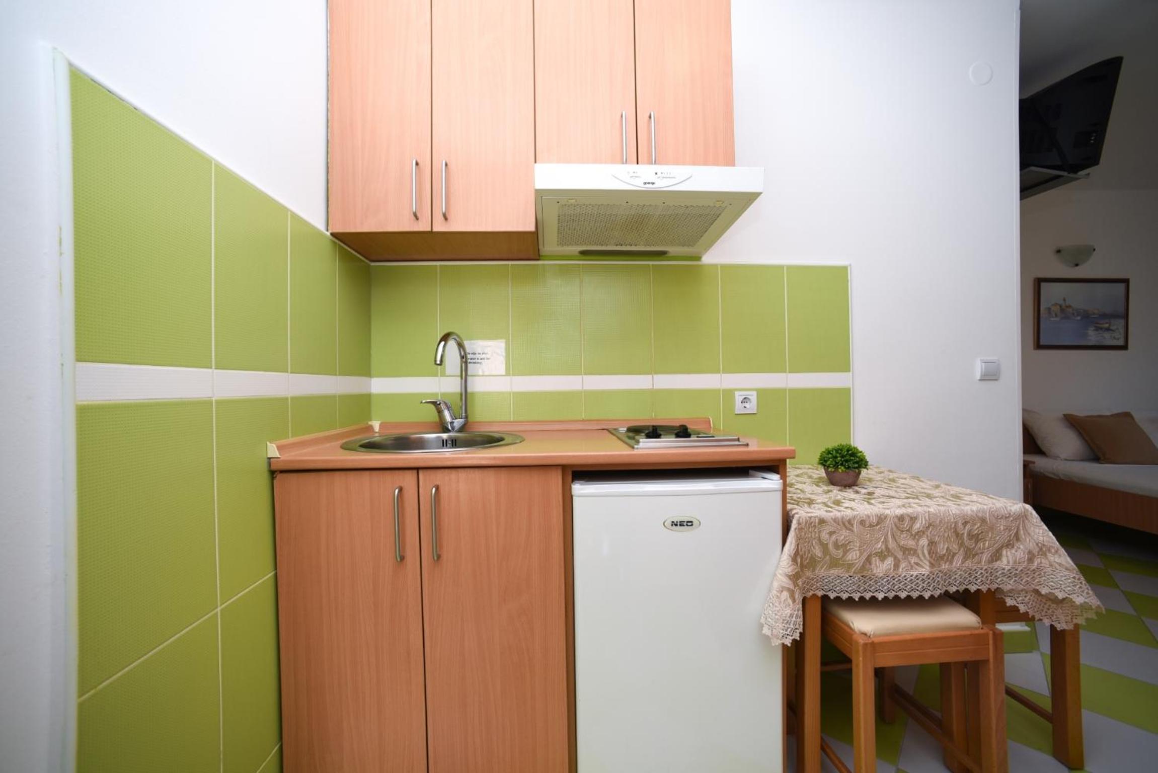 Studio Apartment (3 Adults) - Photo 6