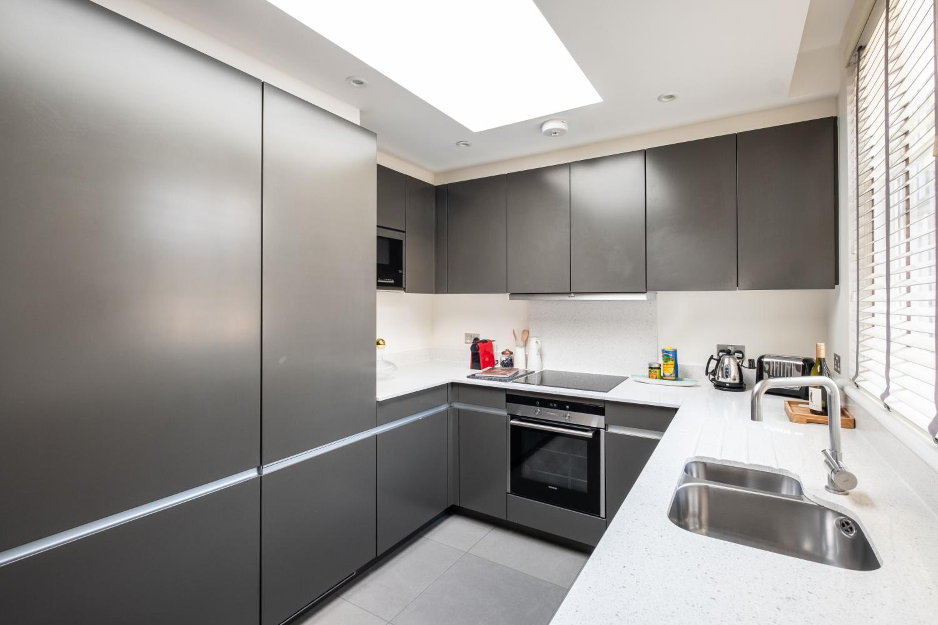 Penthouse Apartment photo 2