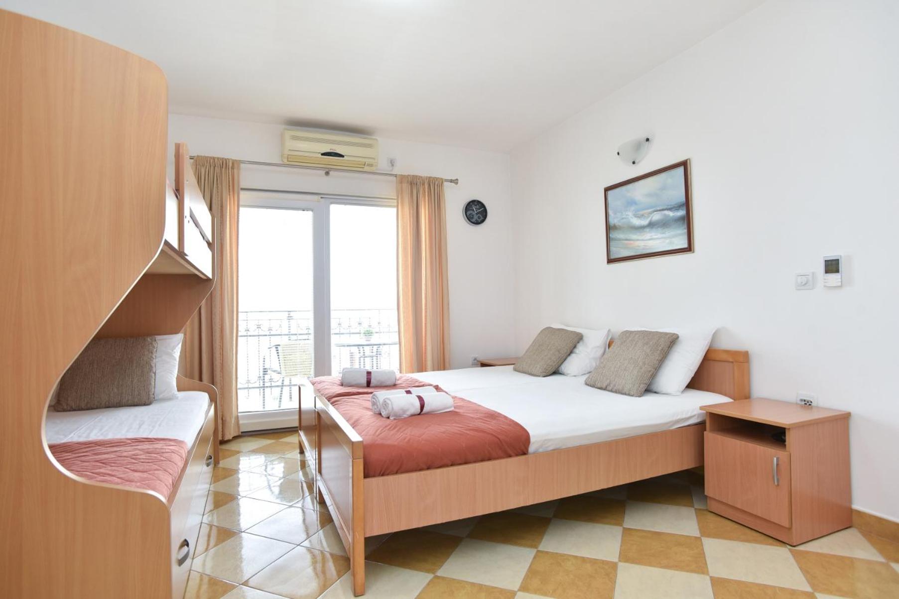 Studio Apartment with Sea View (4 adults) photo 1