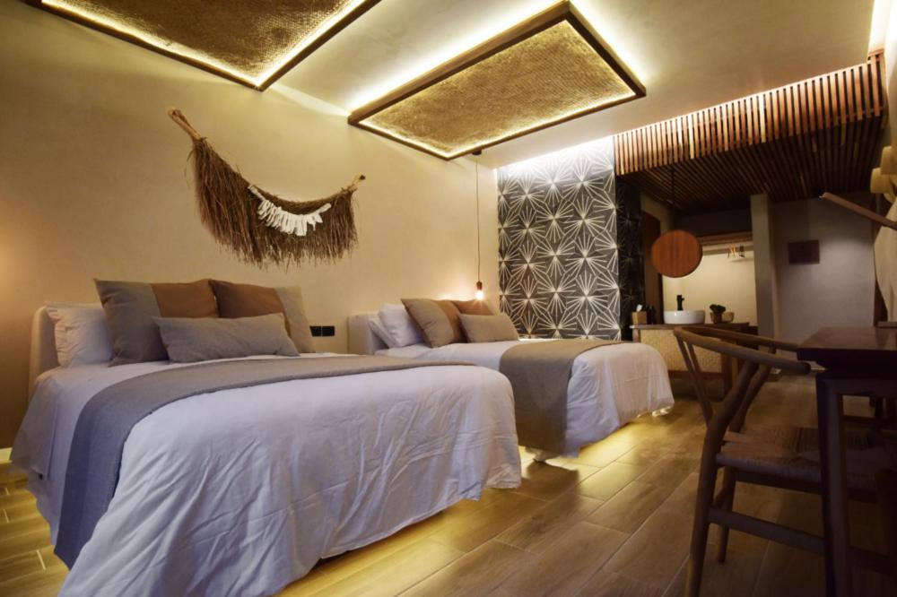 Double Room with Sea View - Photo 1