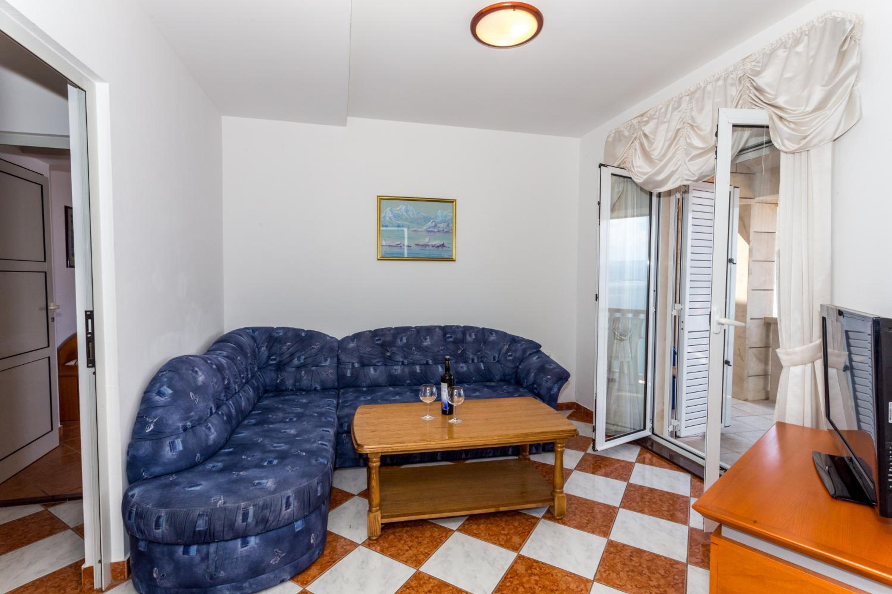 Penthouse Apartment photo 2