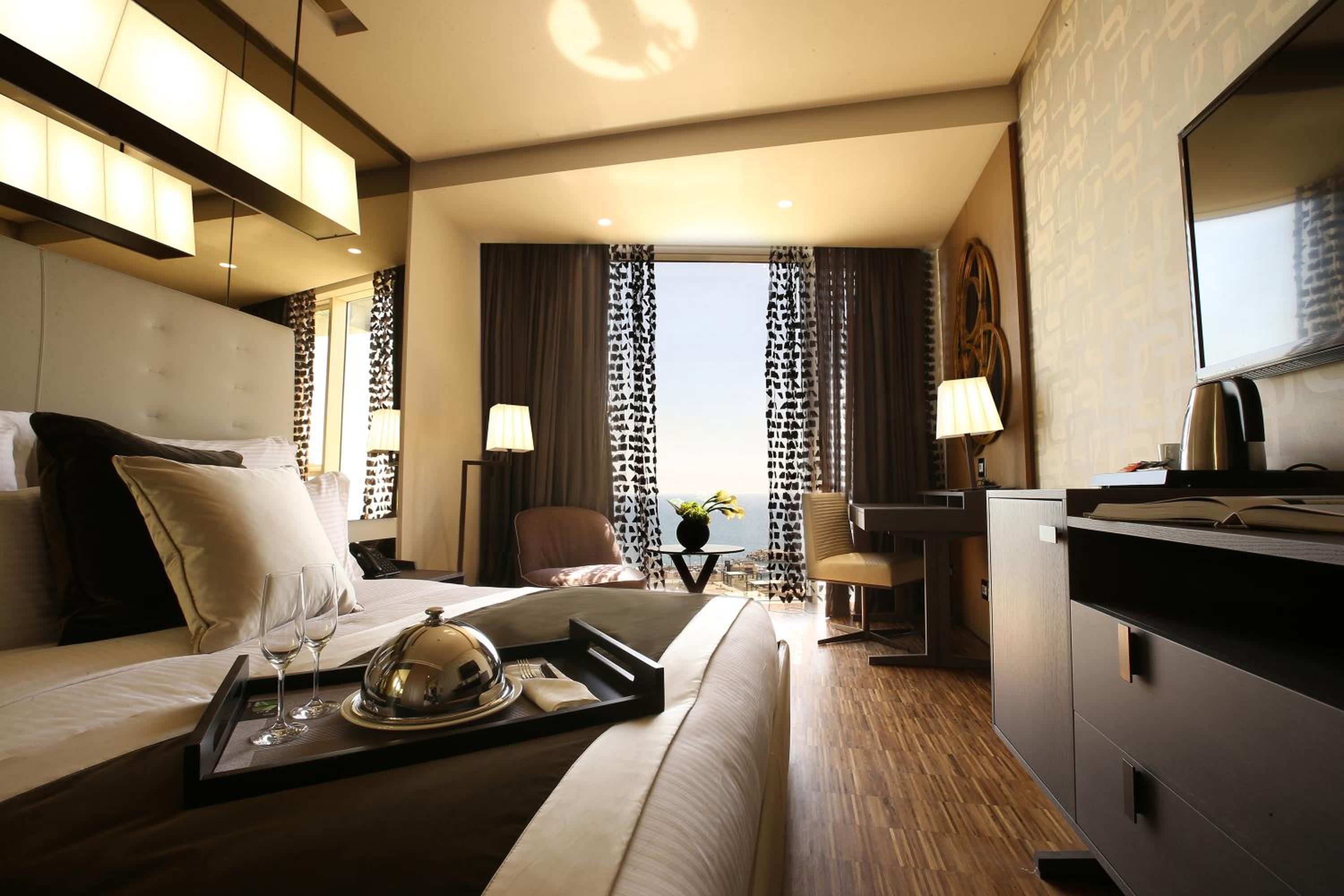 Deluxe Elegant Sea View Room  photo 1