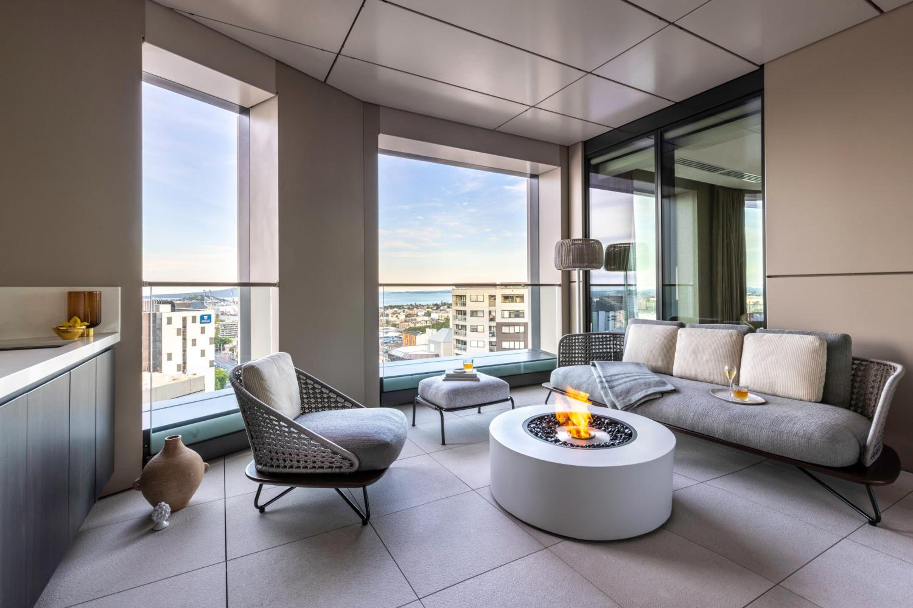 Chairman Suite with Club Access thumbnail 6