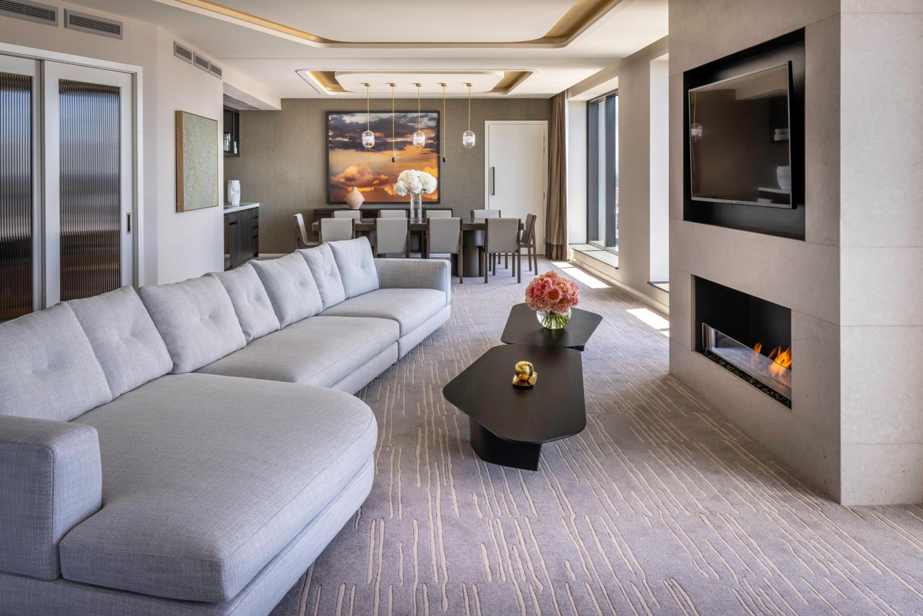 Chairman Suite with Club Access