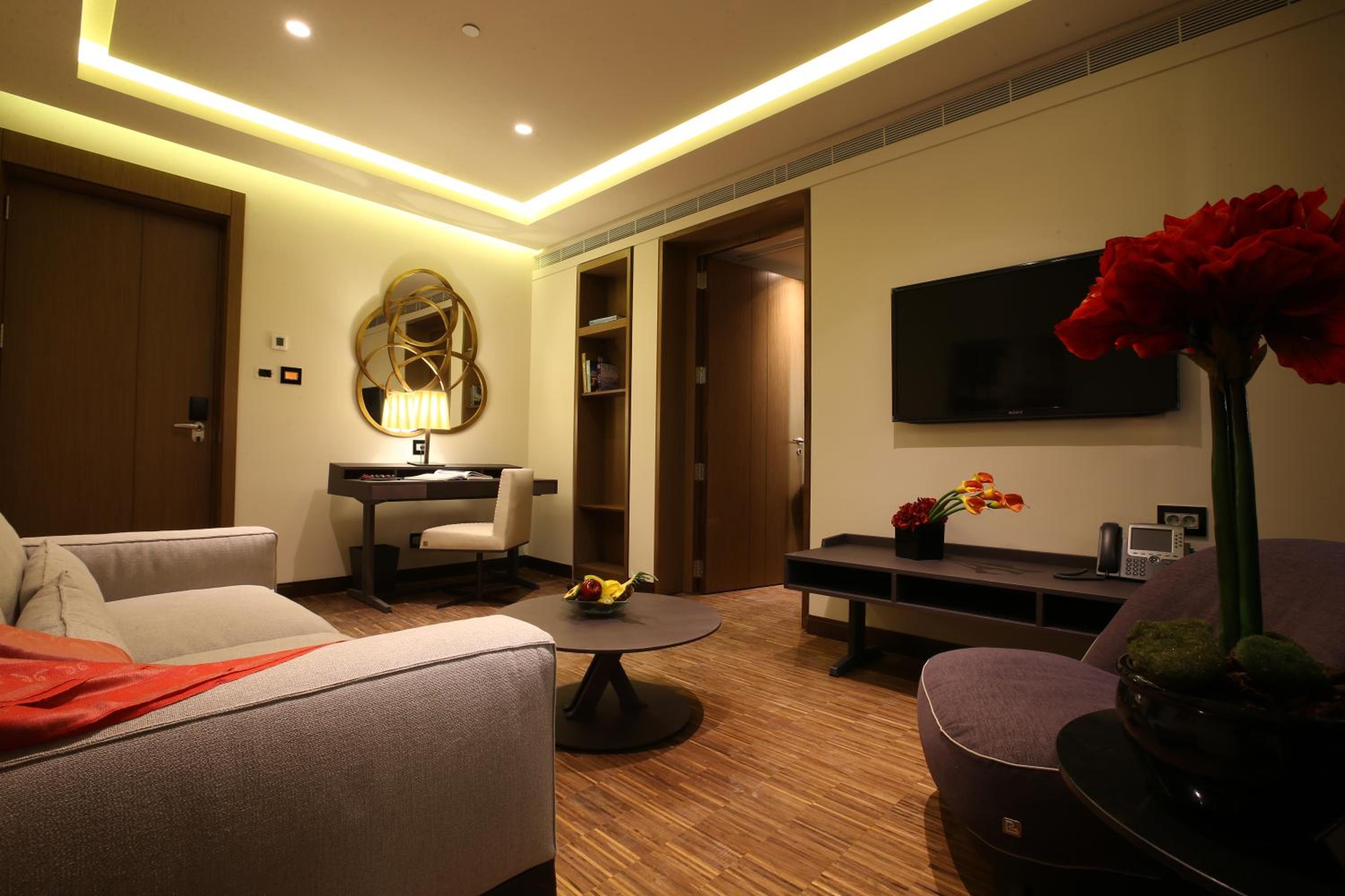 Junior Plaza Sea View Suite  photo 2