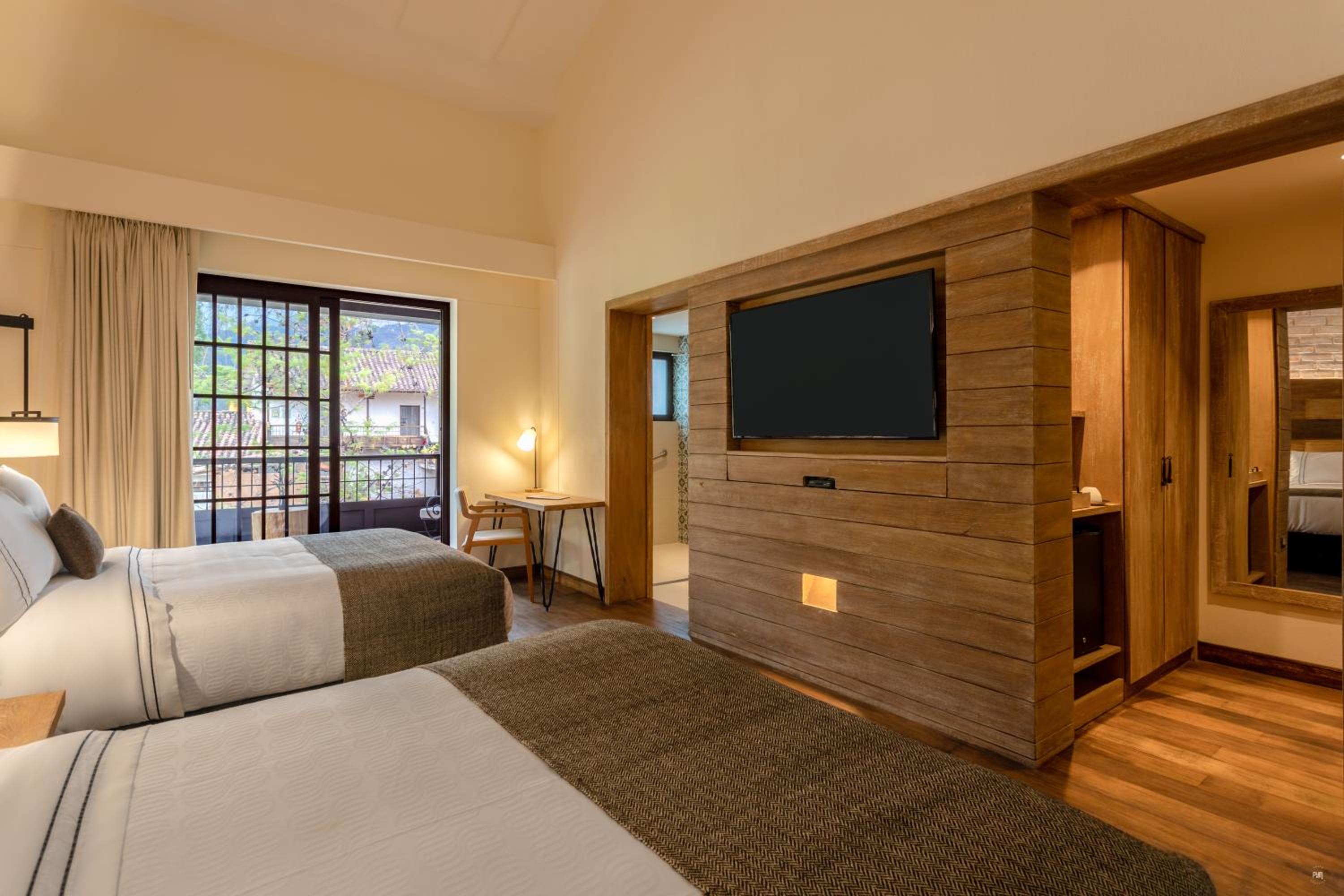 Superior Twin Room - Photo 1
