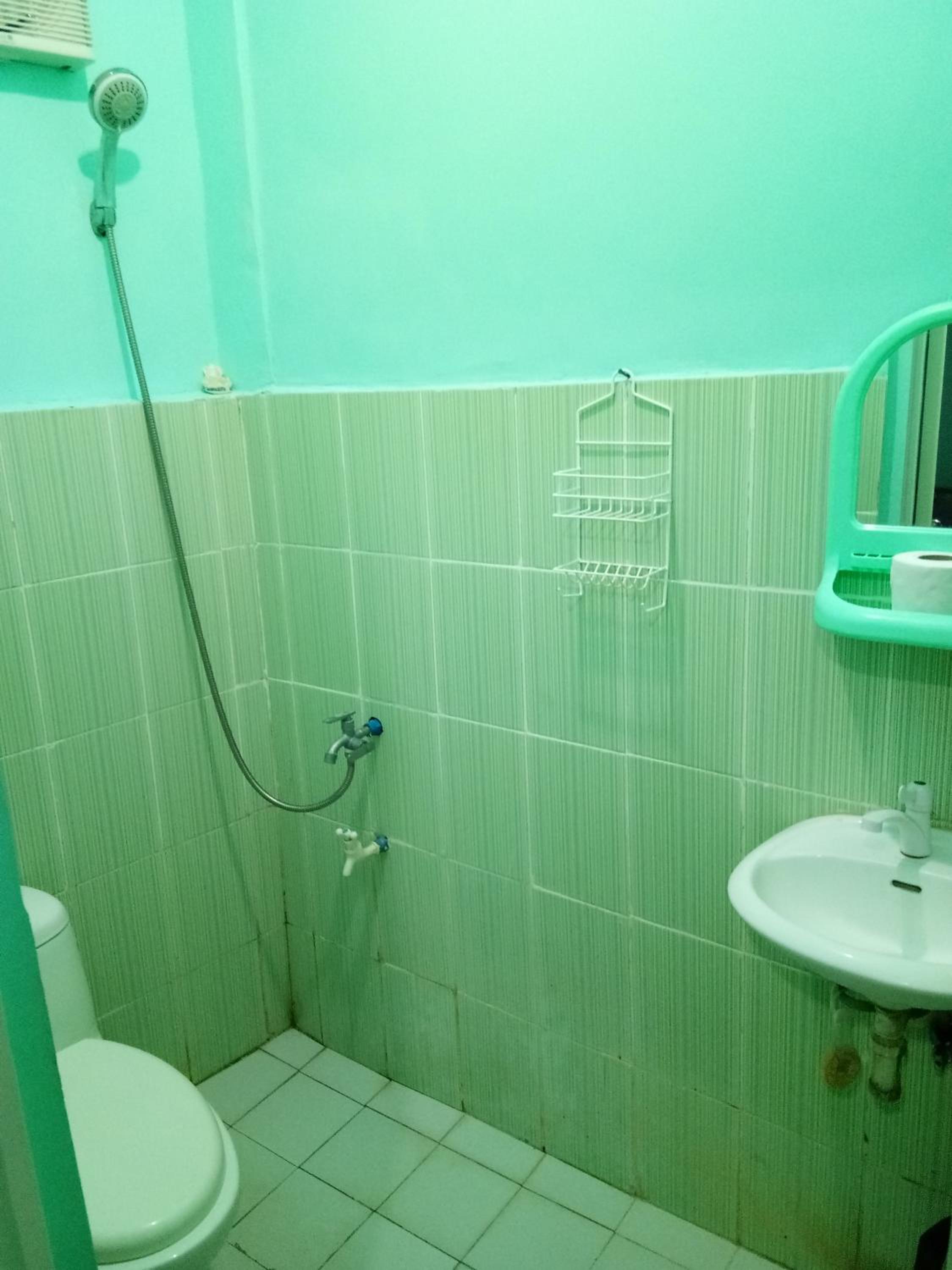 Standard Double Room - Photo 5