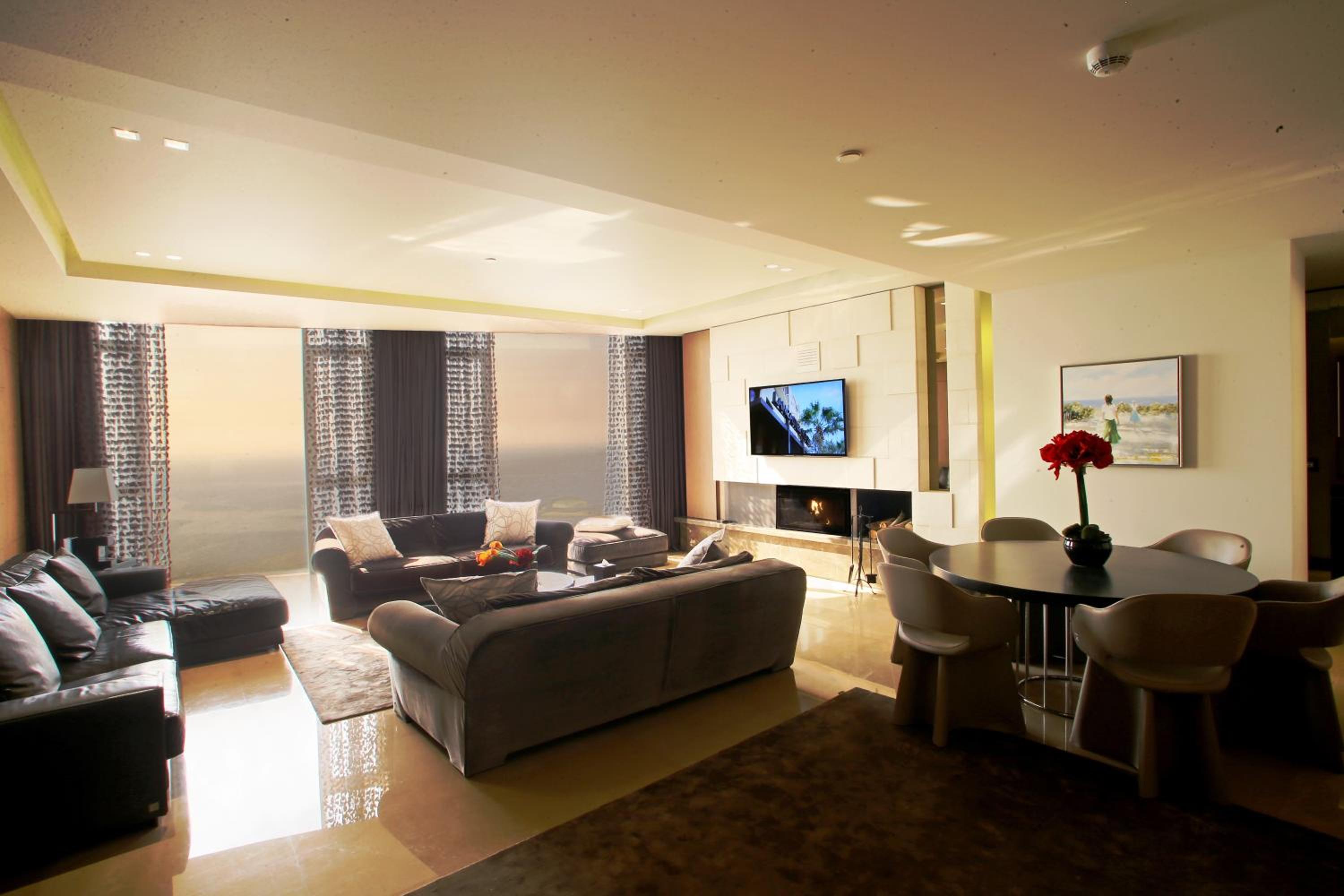 2 Bedroom Noble Family Sea View Suite  photo 2