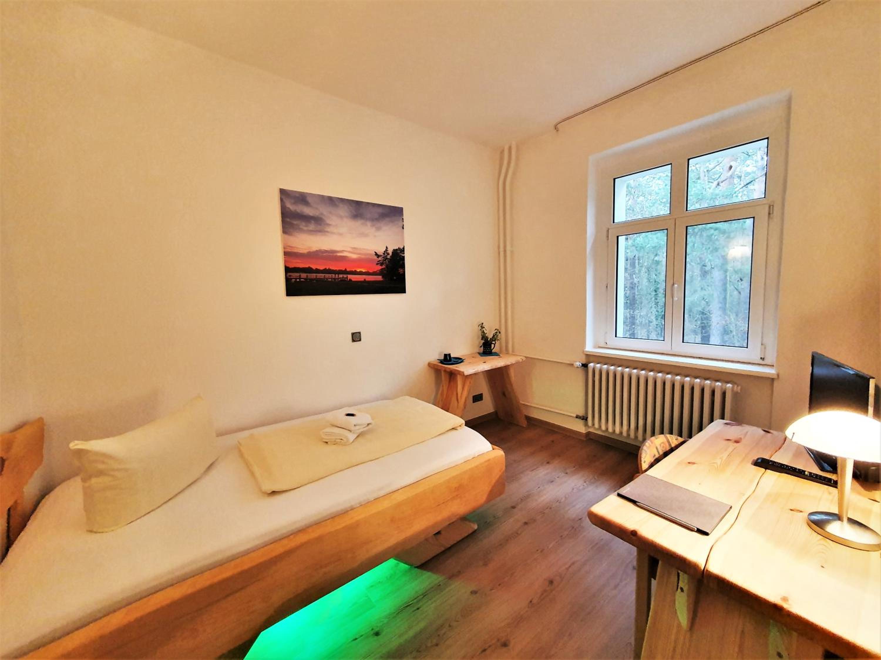 Single Room photo 1