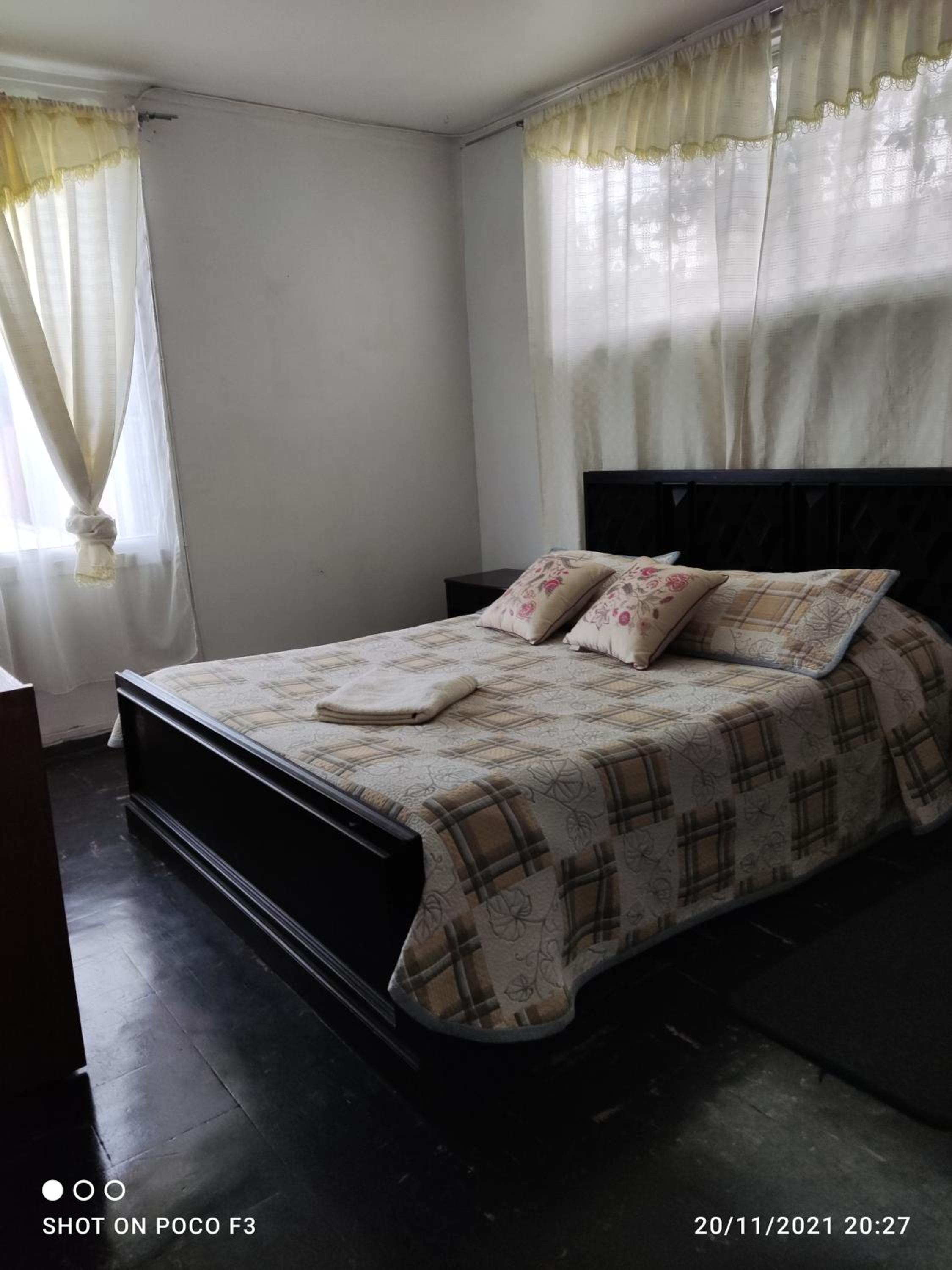 Three-Bedroom House photo 1