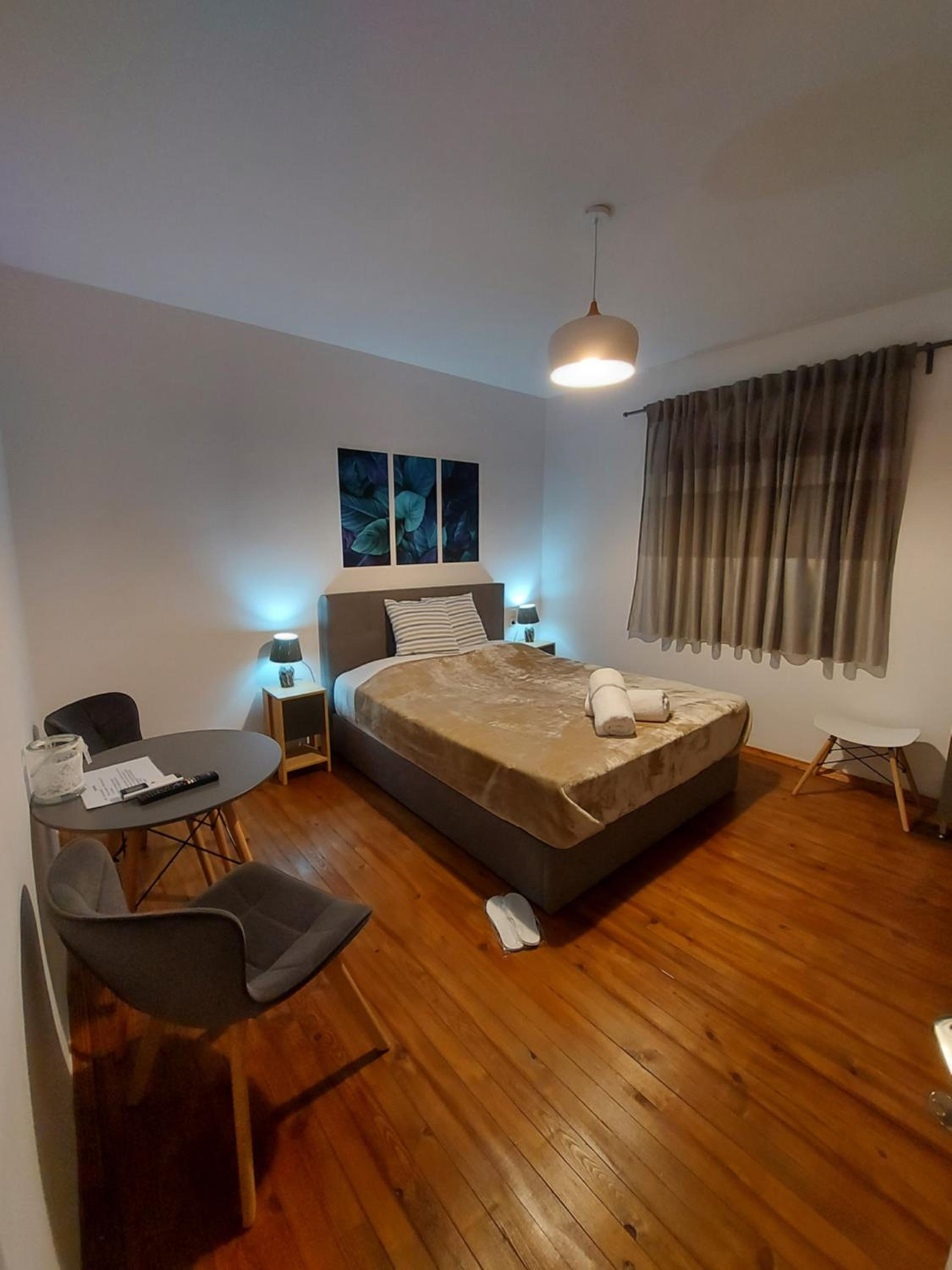 Two-Bedroom Apartment - Photo 7