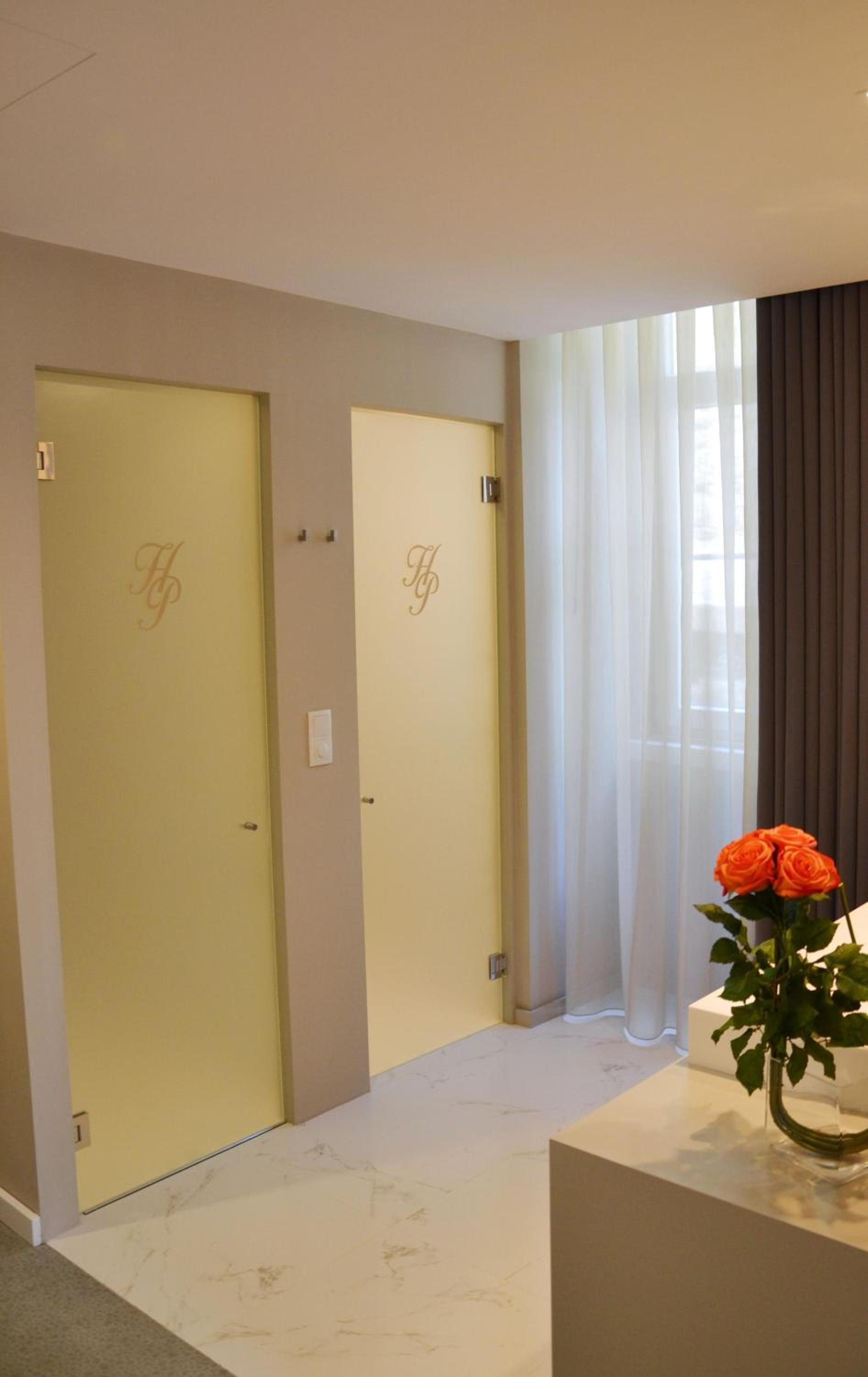 Double or Twin Room - Photo 6