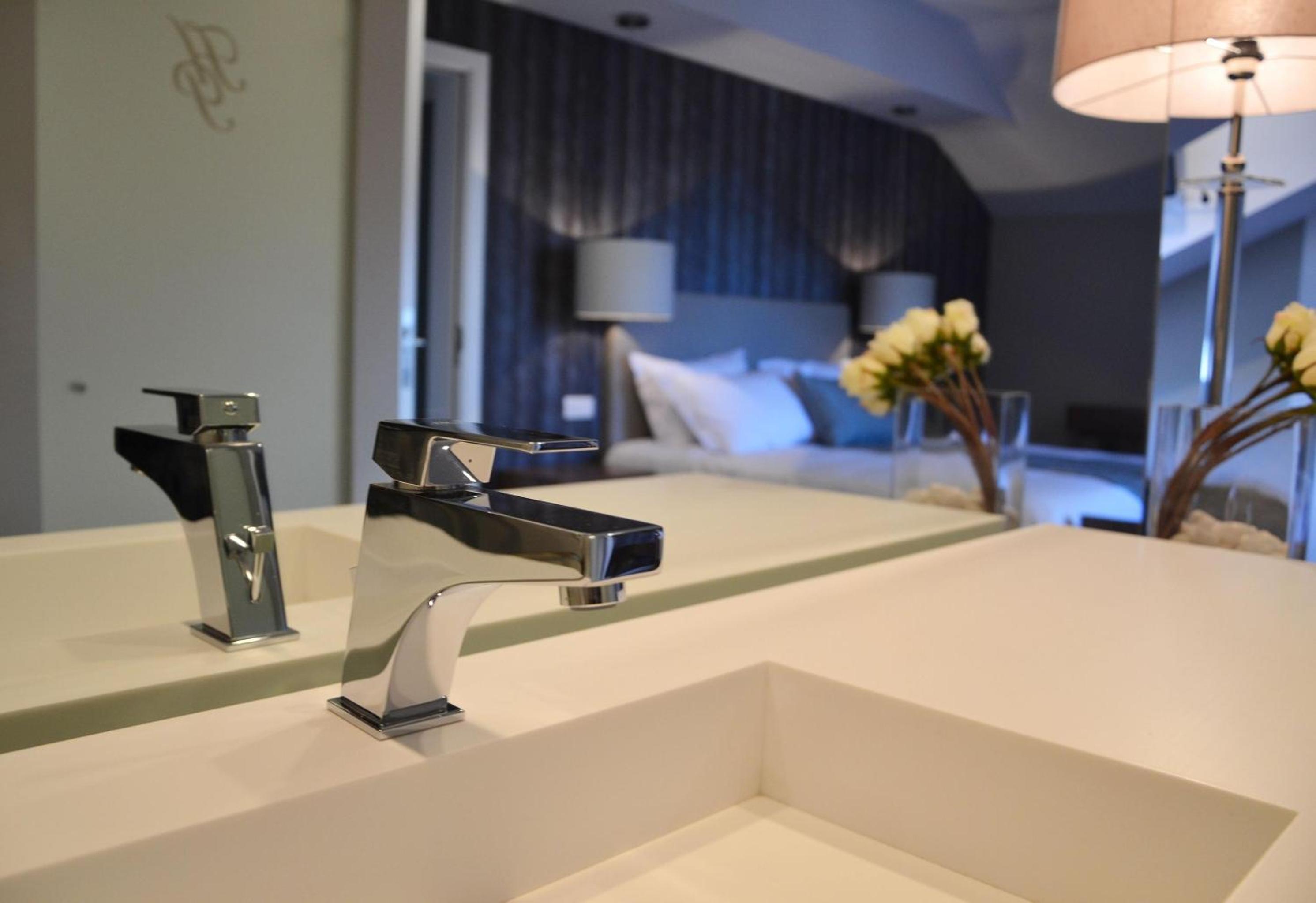 Double or Twin Room - Photo 2