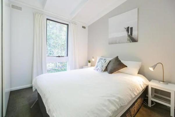Apartment with Lake View photo 3