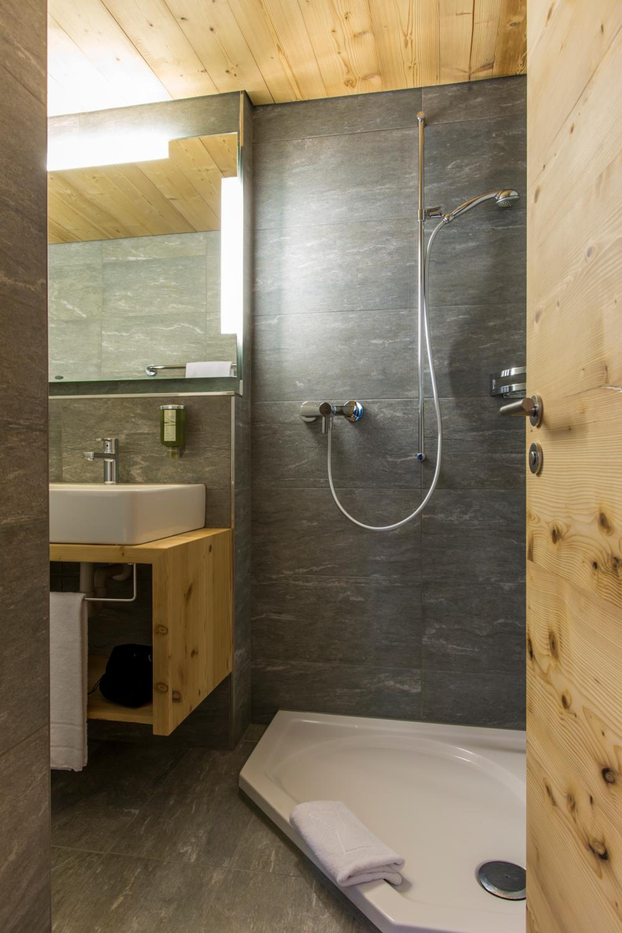 Premium Single Room