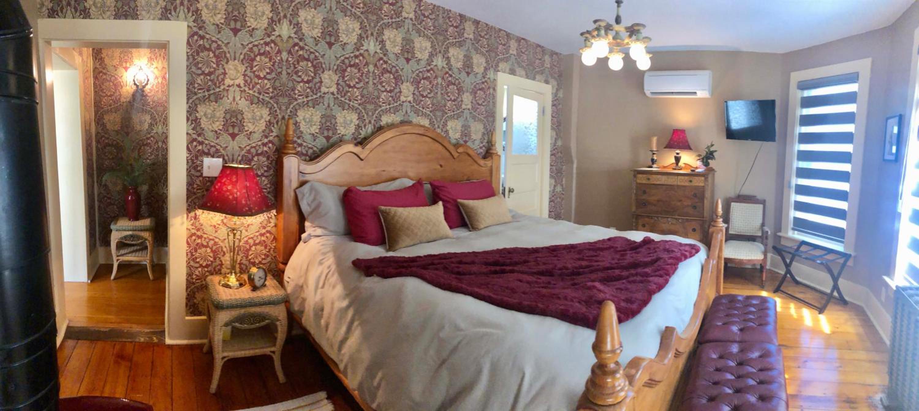 Superior King Room - Photo 2