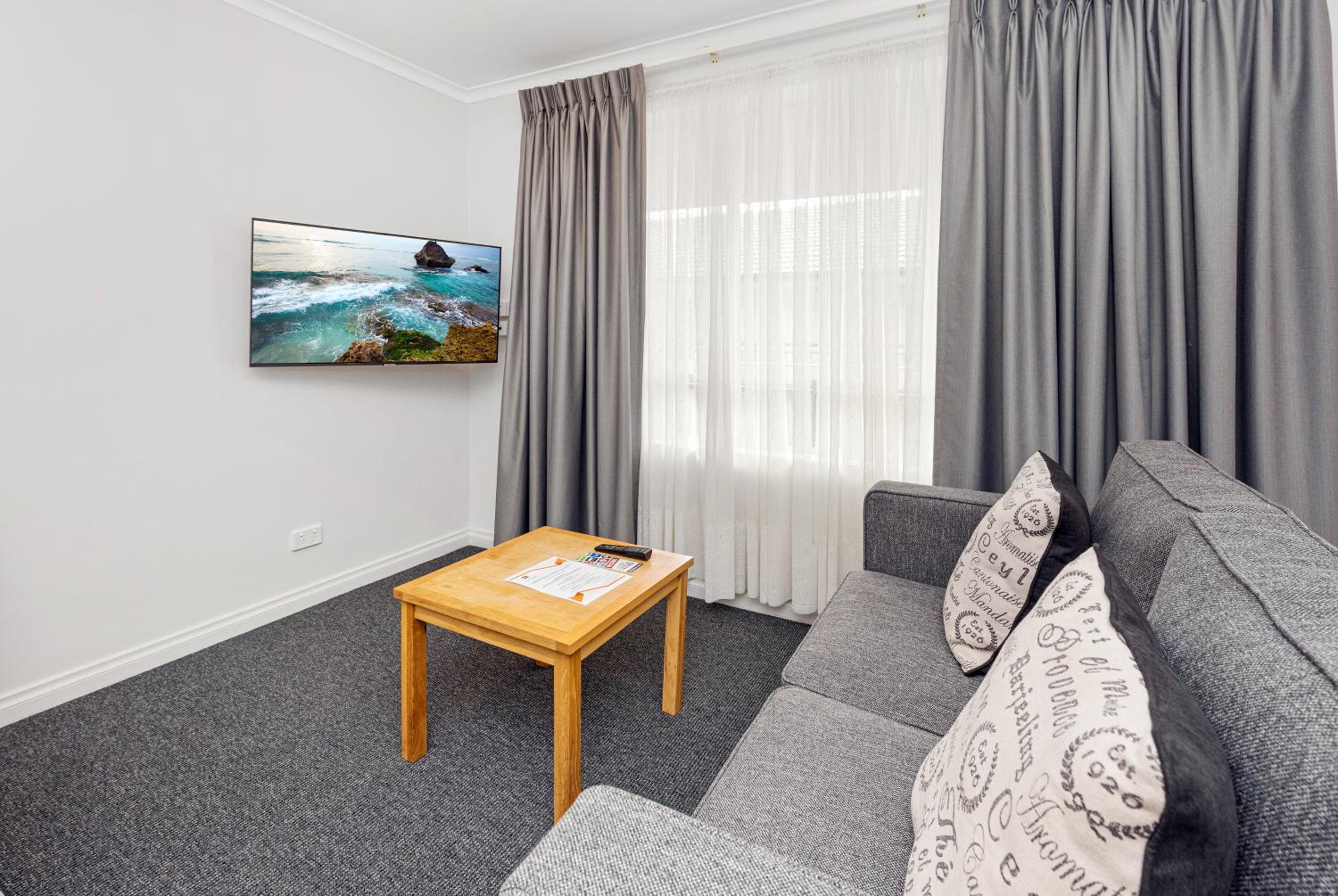Executive One-Bedroom Suite