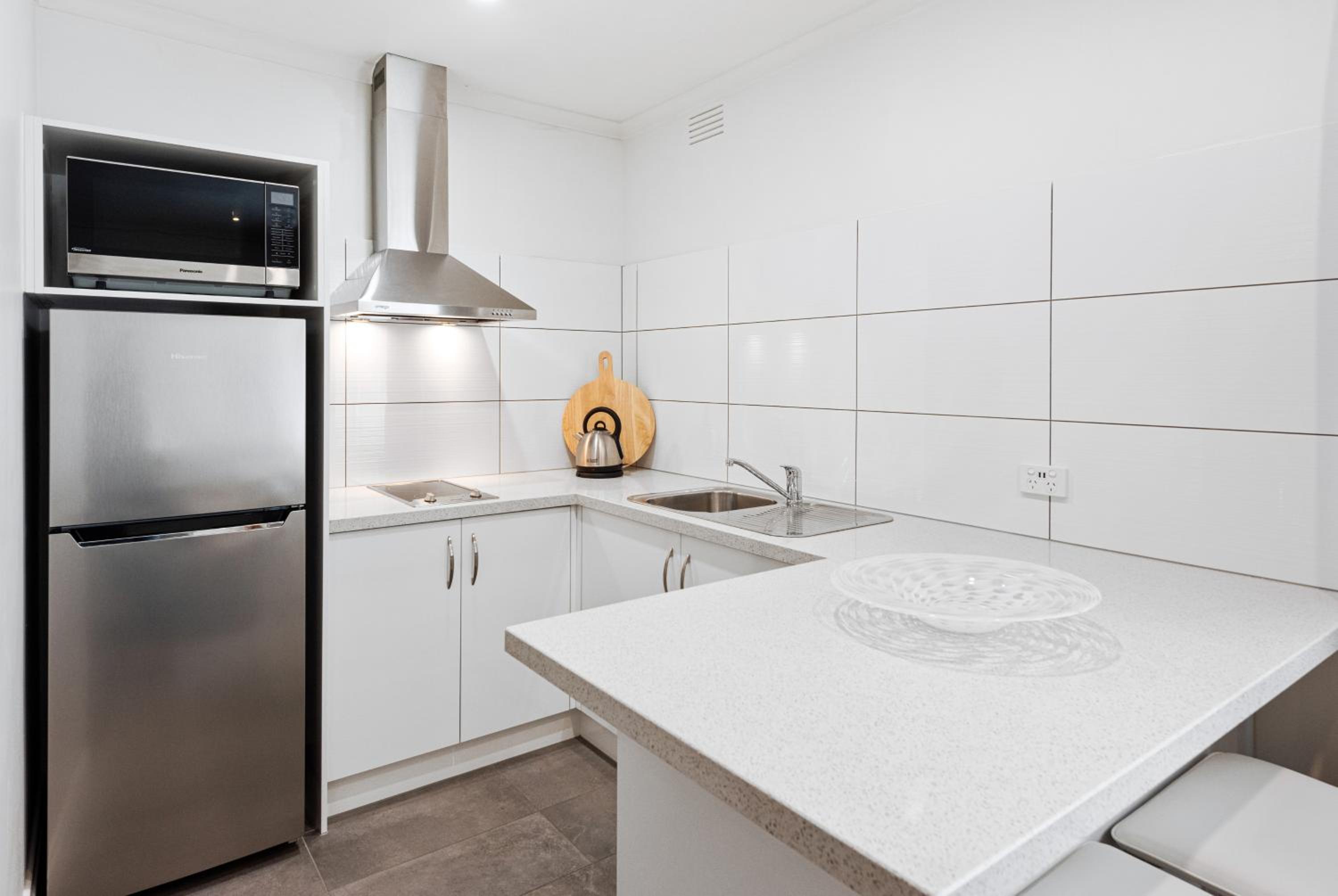 Superior One-Bedroom Apartment